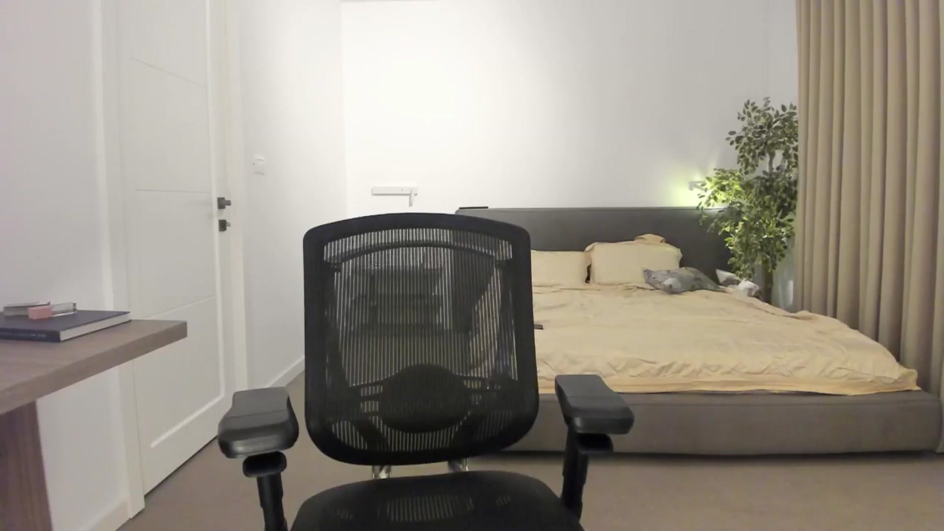 Gallery image thumbnail from happyendings_'s myfreecams stream on, 09/28/2024, 24:04 image 2 of 20