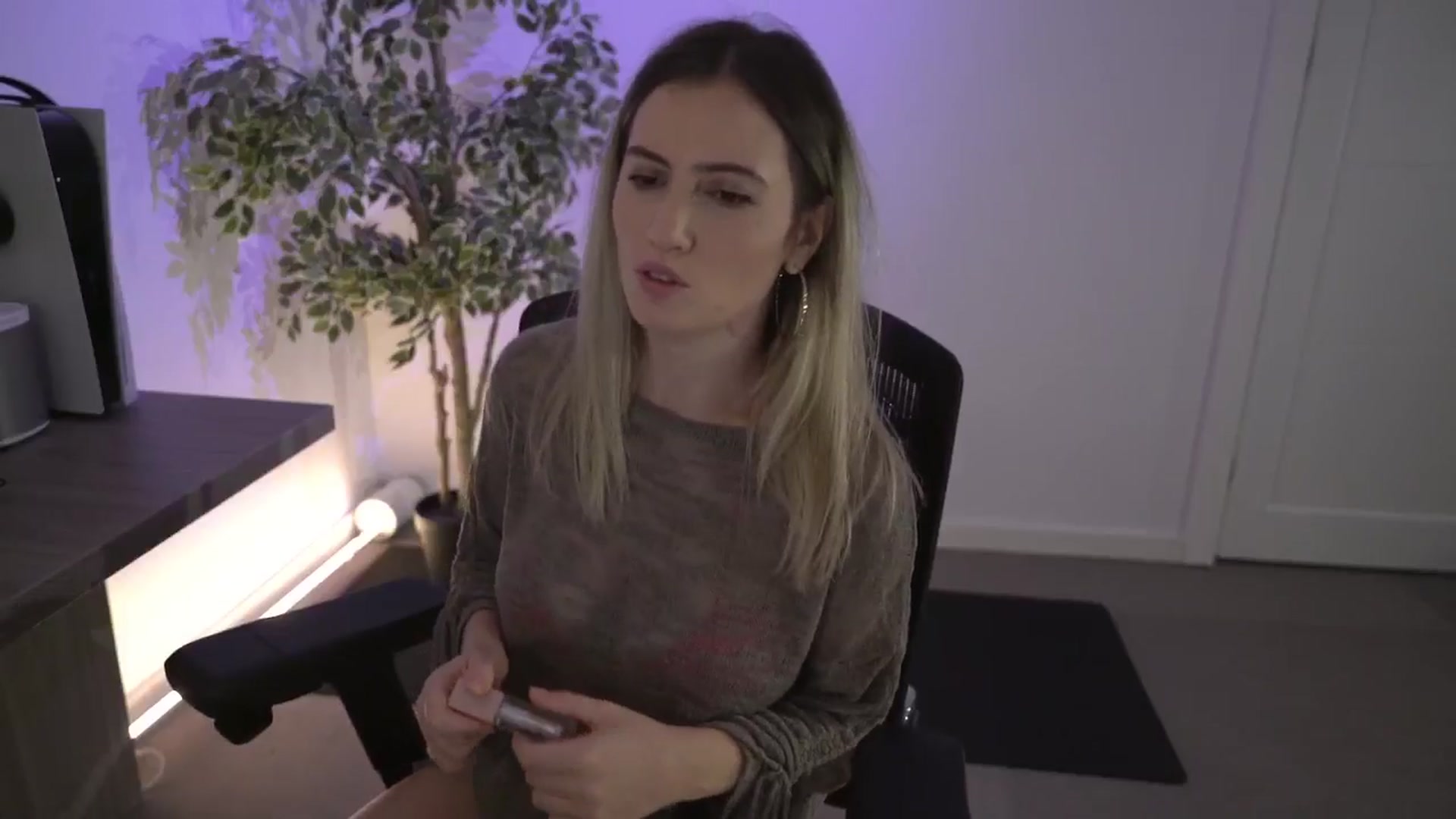 Gallery image thumbnail from happyendings_'s myfreecams stream on, 10/09/2024, 04:15 image 3 of 20