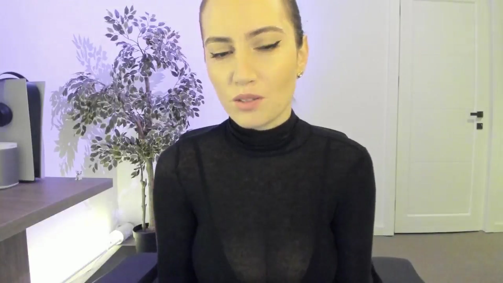 Gallery image thumbnail from happyendings_'s myfreecams stream on, 10/16/2024, 04:05 image 2 of 20