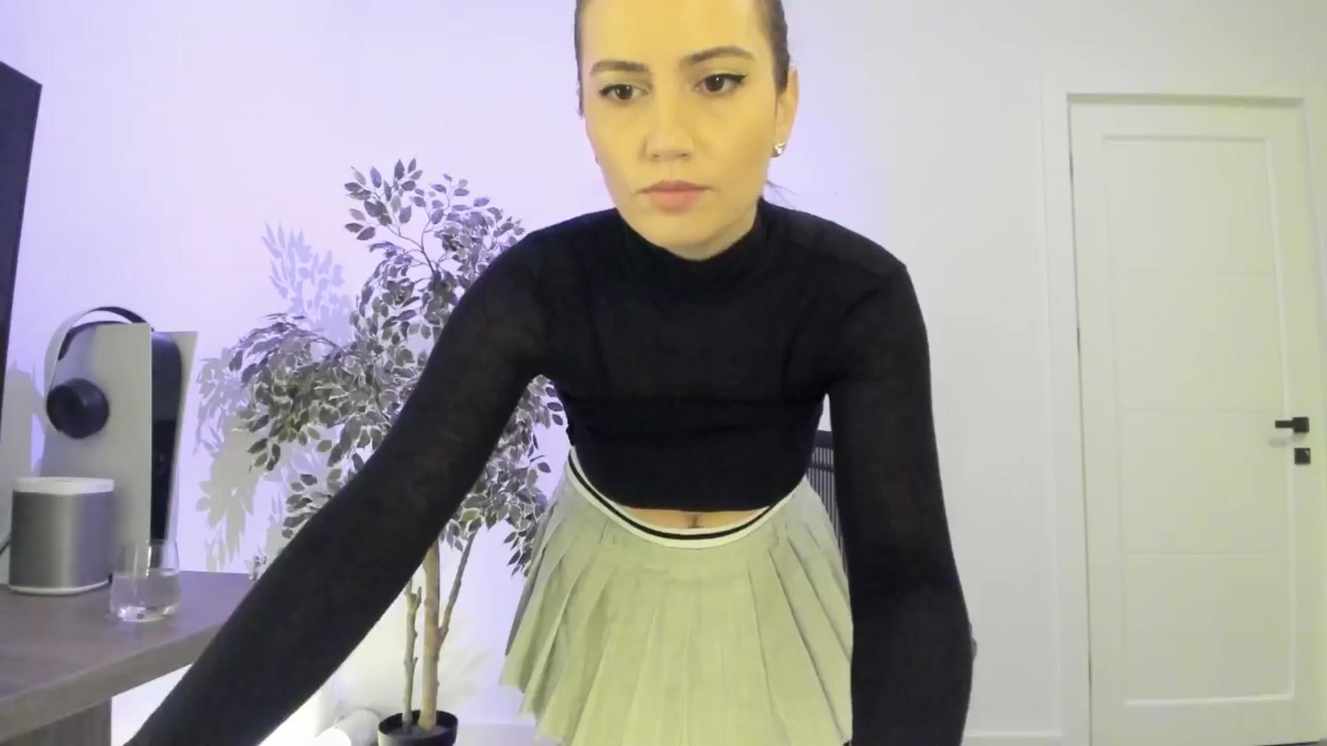 Gallery image thumbnail from happyendings_'s myfreecams stream on, 10/16/2024, 04:05 image 13 of 20
