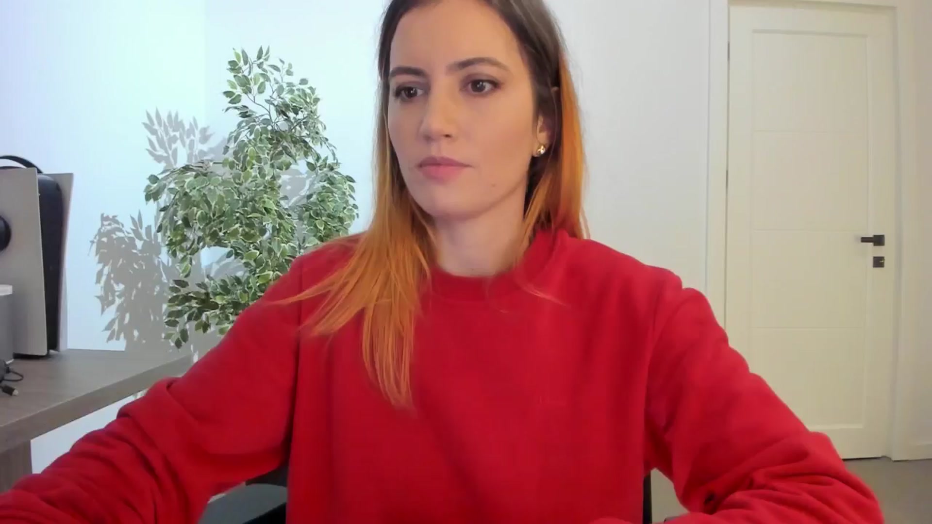 Gallery image thumbnail from happyendings_'s myfreecams stream on, 10/17/2024, 04:42 image 15 of 20