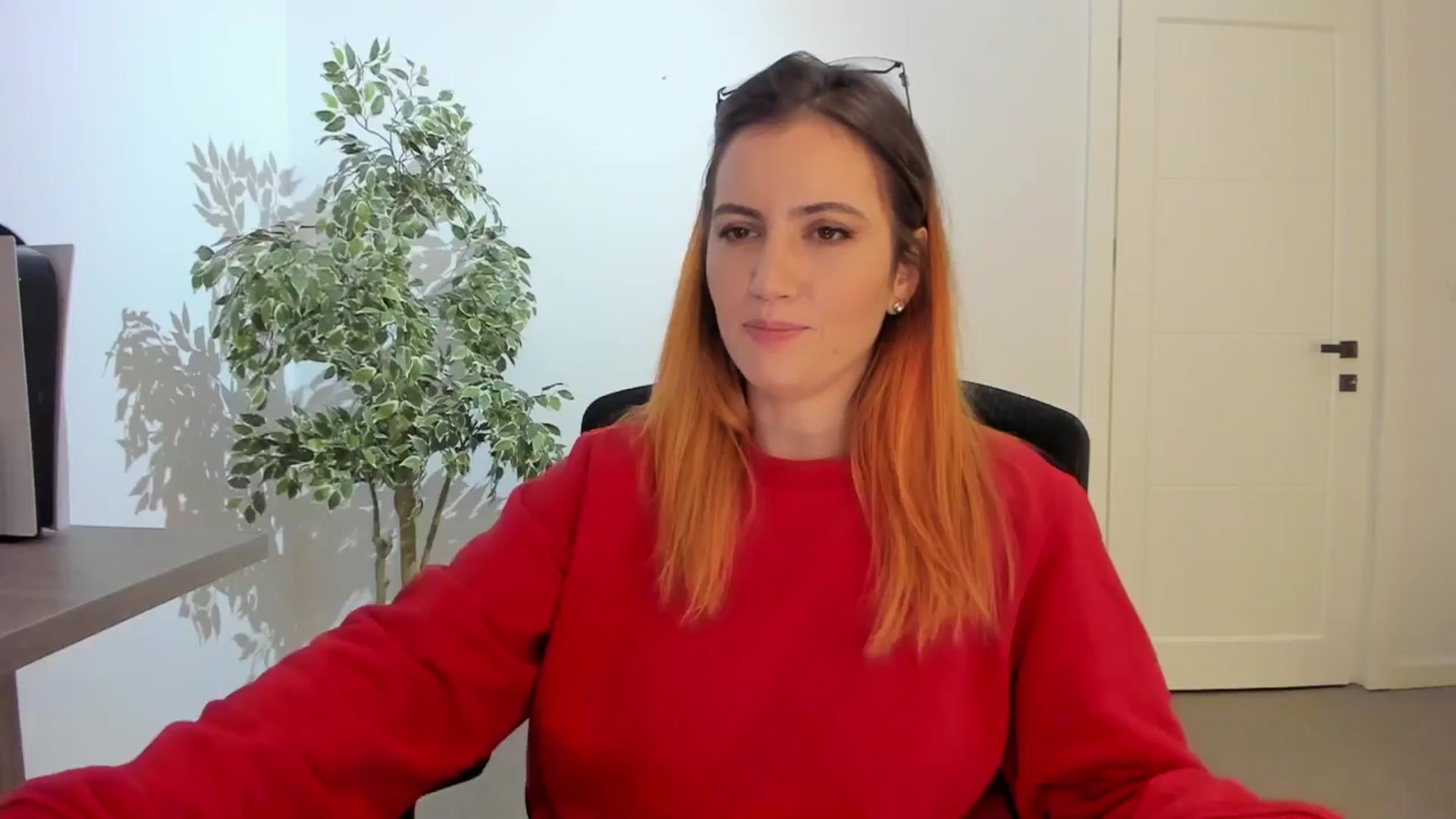 Gallery image thumbnail from happyendings_'s myfreecams stream on, 10/17/2024, 04:42 image 11 of 20