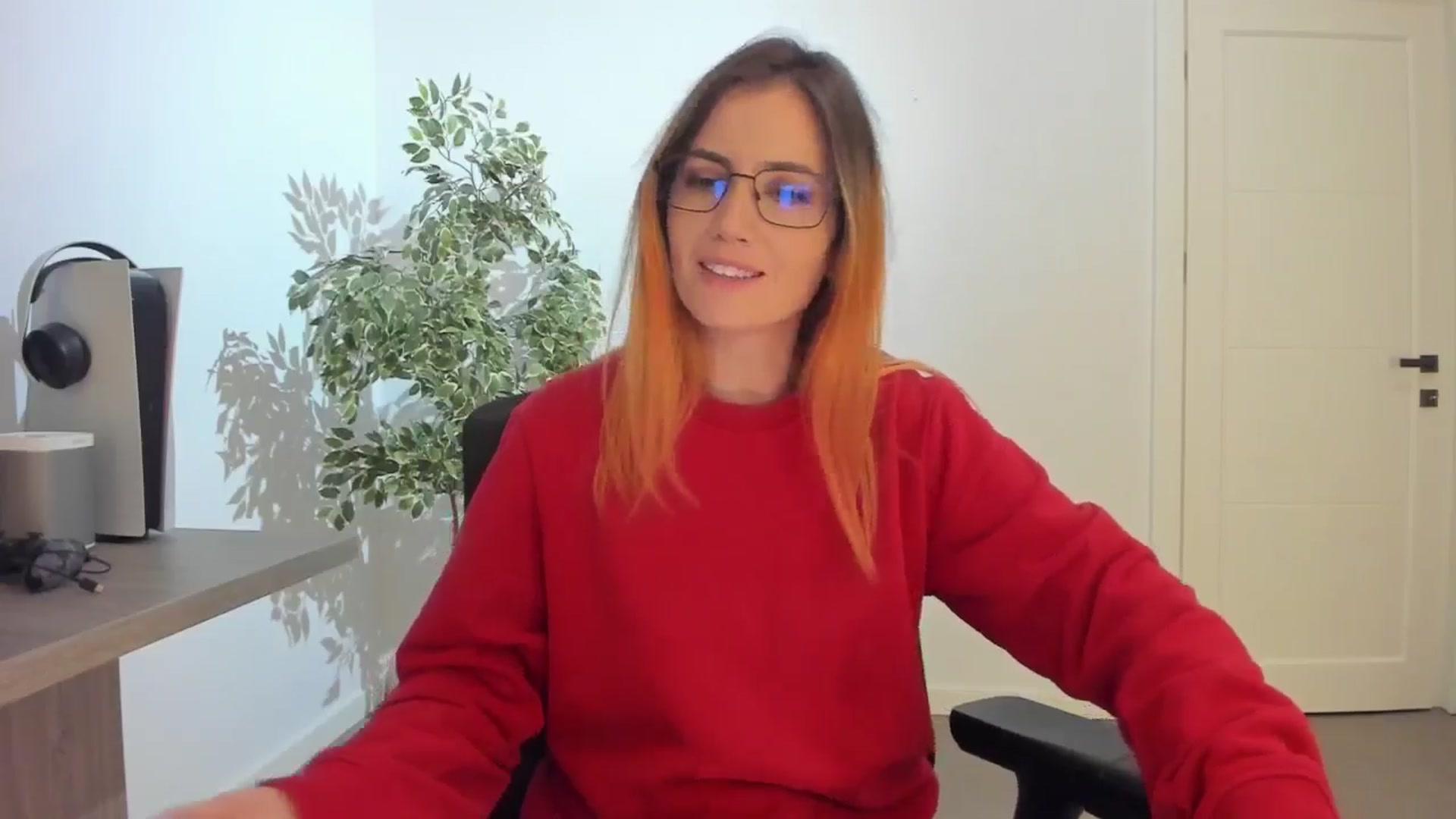 Gallery image thumbnail from happyendings_'s myfreecams stream on, 10/17/2024, 06:15 image 3 of 20