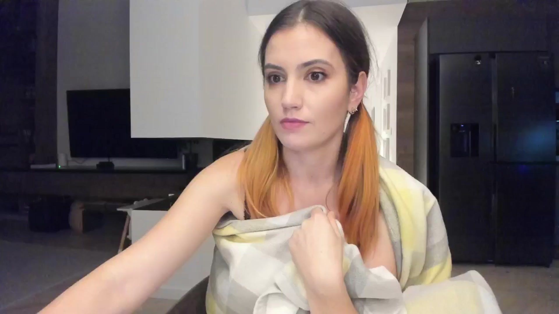 Gallery image thumbnail from happyendings_'s myfreecams stream on, 10/19/2024, 02:30 image 19 of 20