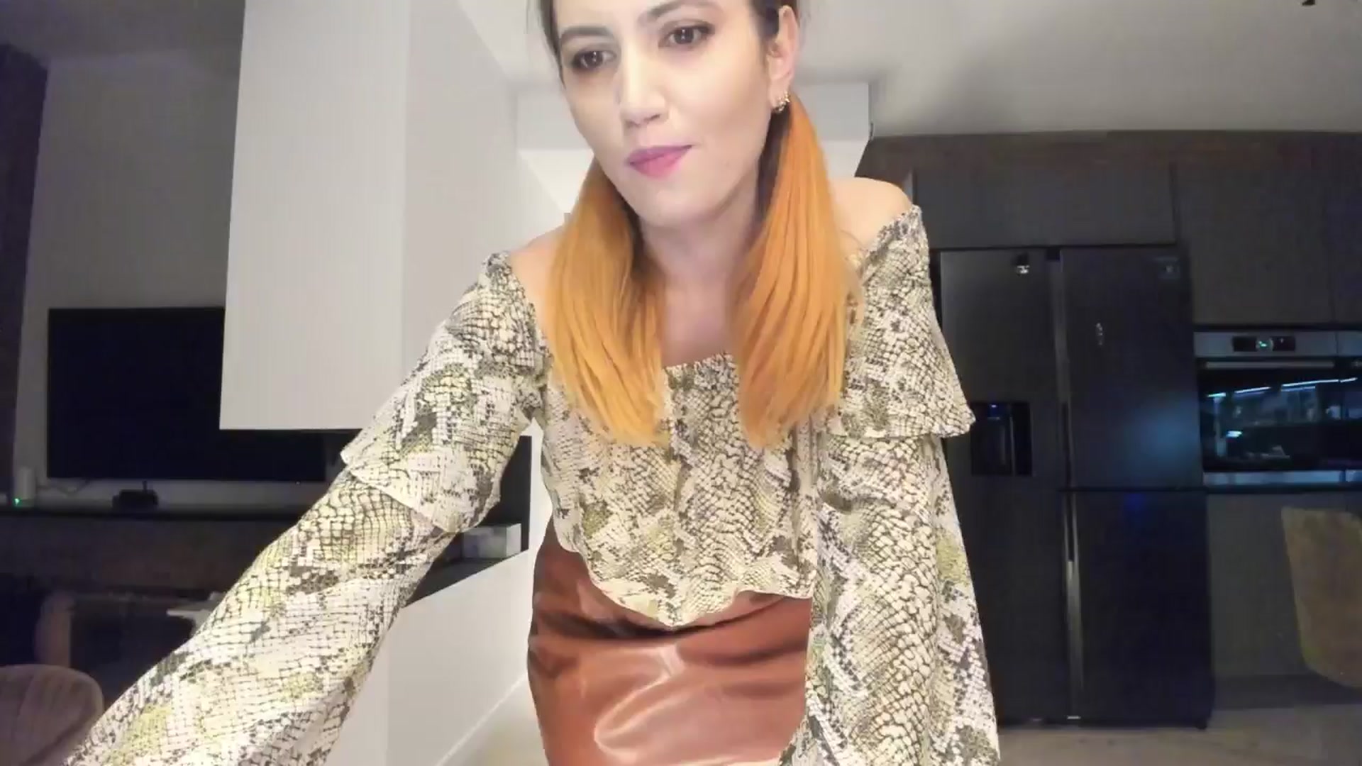 Gallery image thumbnail from happyendings_'s myfreecams stream on, 10/19/2024, 02:33 image 8 of 20