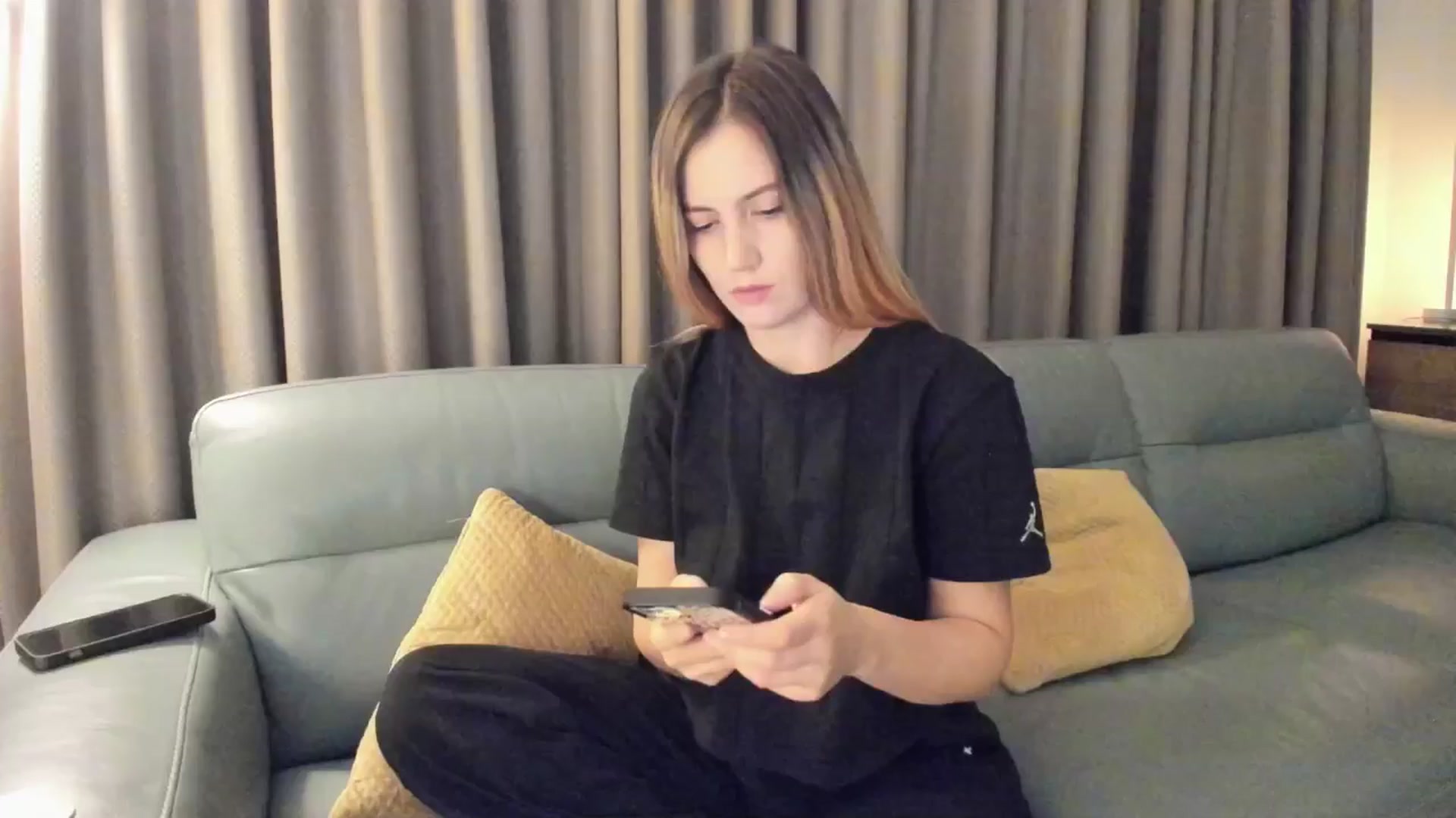 Gallery image thumbnail from happyendings_'s myfreecams stream on, 10/20/2024, 02:00 image 1 of 20
