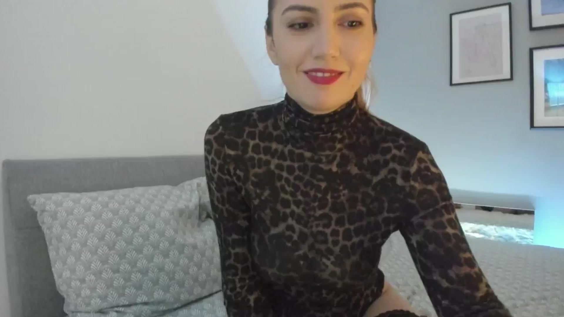 Gallery image thumbnail from happyendings_'s myfreecams stream on, 10/24/2024, 03:42 image 14 of 20