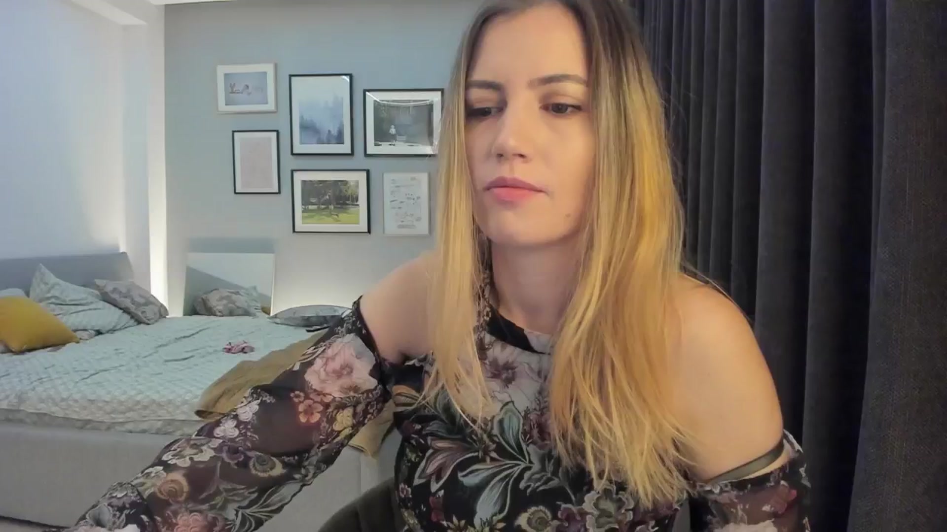 Gallery image thumbnail from happyendings_'s myfreecams stream on, 10/25/2024, 04:42 image 7 of 20