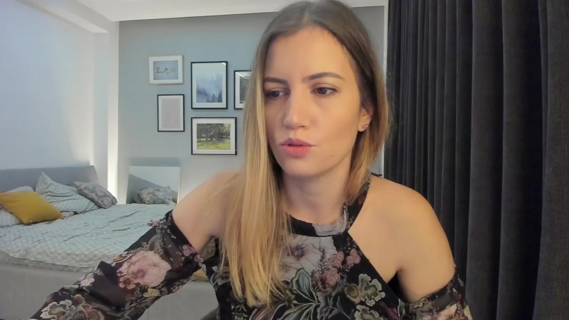 Gallery image thumbnail from happyendings_'s myfreecams stream on, 10/25/2024, 04:42 image 17 of 20