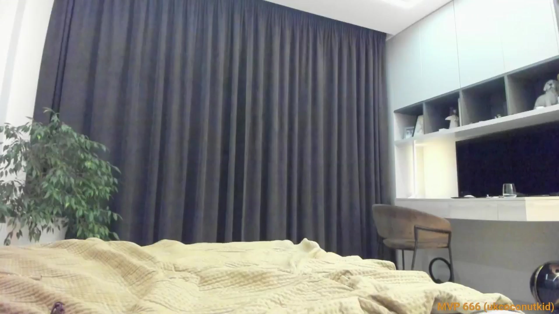Gallery image thumbnail from happyendings_'s myfreecams stream on, 11/13/2024, 05:37 image 18 of 20