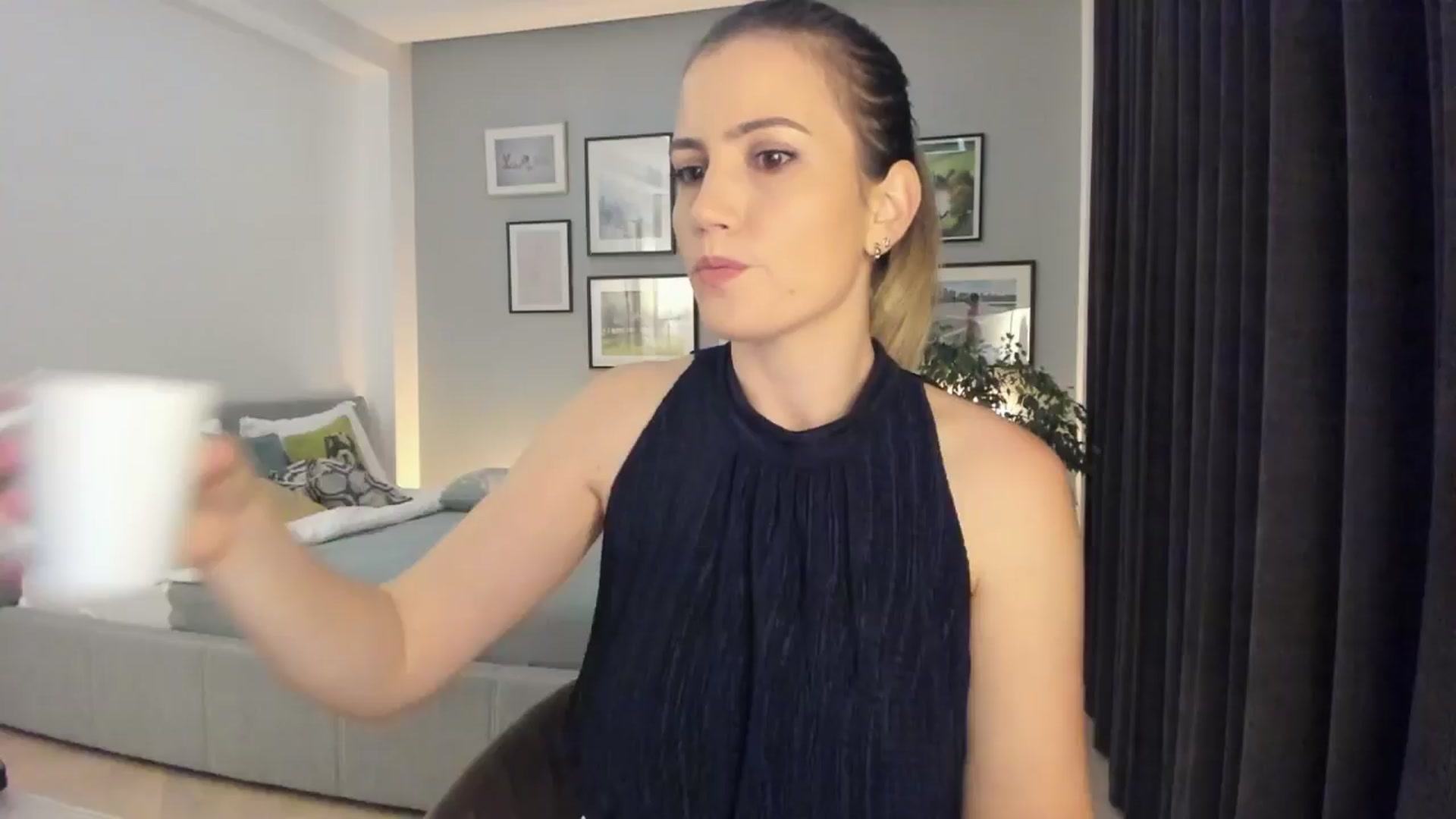 Gallery image thumbnail from happyendings_'s myfreecams stream on, 11/15/2024, 23:30 image 5 of 20