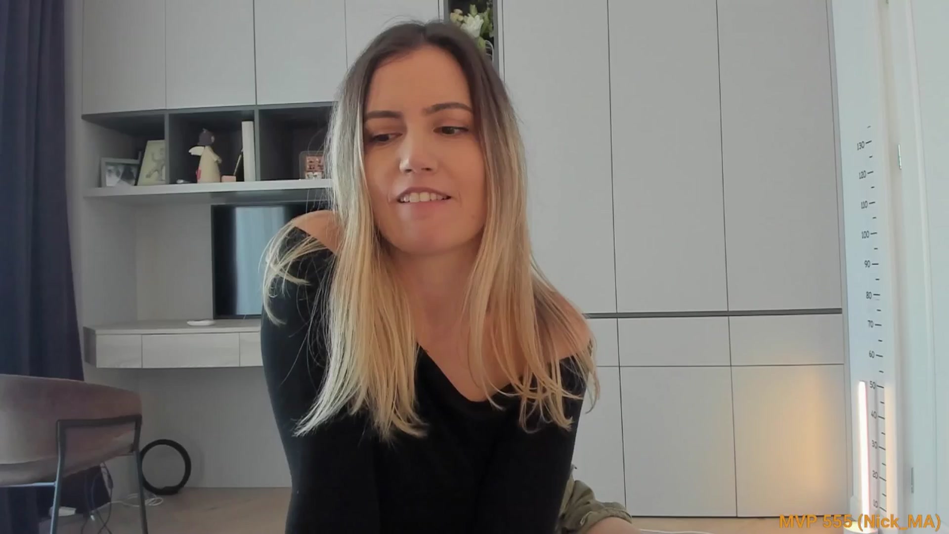 Gallery image thumbnail from happyendings_'s myfreecams stream on, 11/19/2024, 08:25 image 16 of 20