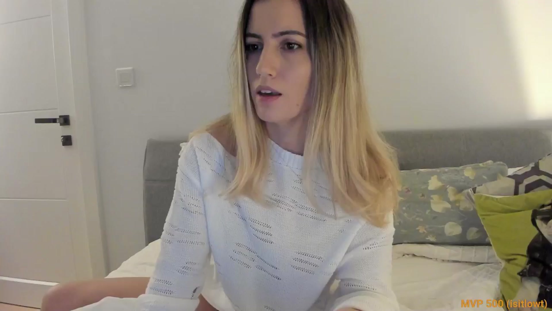 Gallery image thumbnail from happyendings_'s myfreecams stream on, 11/23/2024, 03:41 image 4 of 20