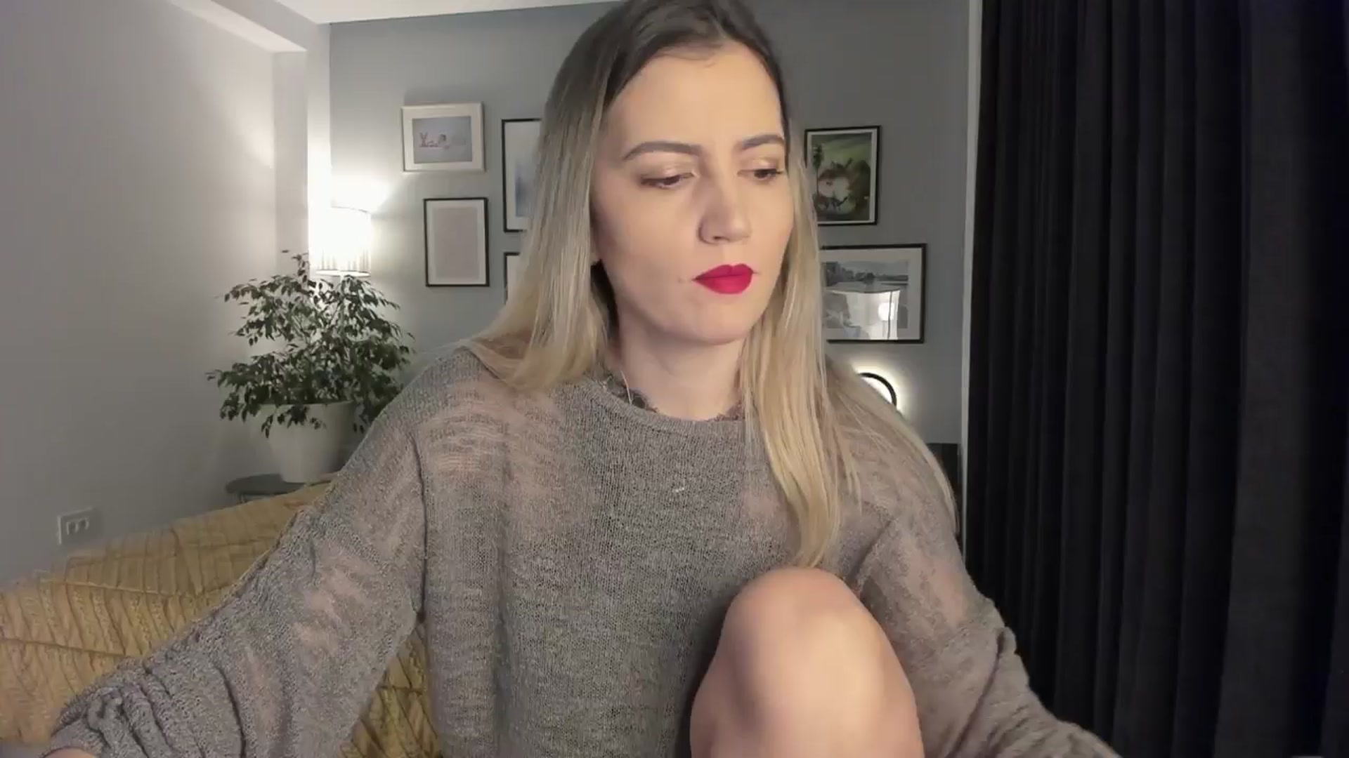 Gallery image thumbnail from happyendings_'s myfreecams stream on, 12/15/2024, 05:21 image 1 of 20