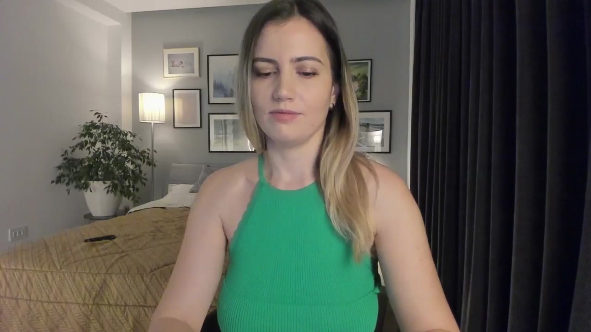 Gallery image thumbnail from happyendings_'s myfreecams stream on, 12/20/2024, 05:39 image 5 of 20