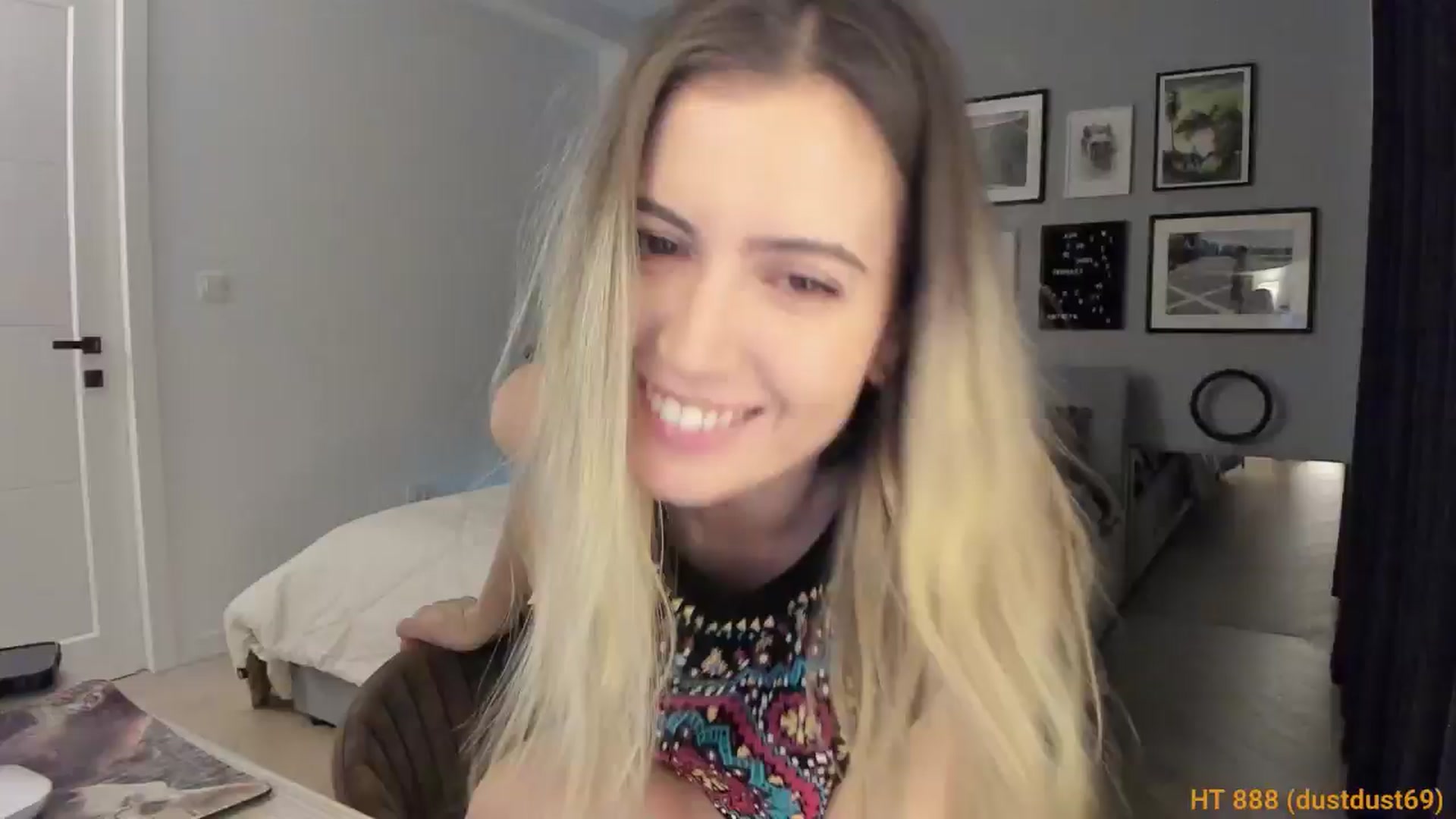 Gallery image thumbnail from happyendings_'s myfreecams stream on, 01/10/2025, 05:43 image 8 of 20