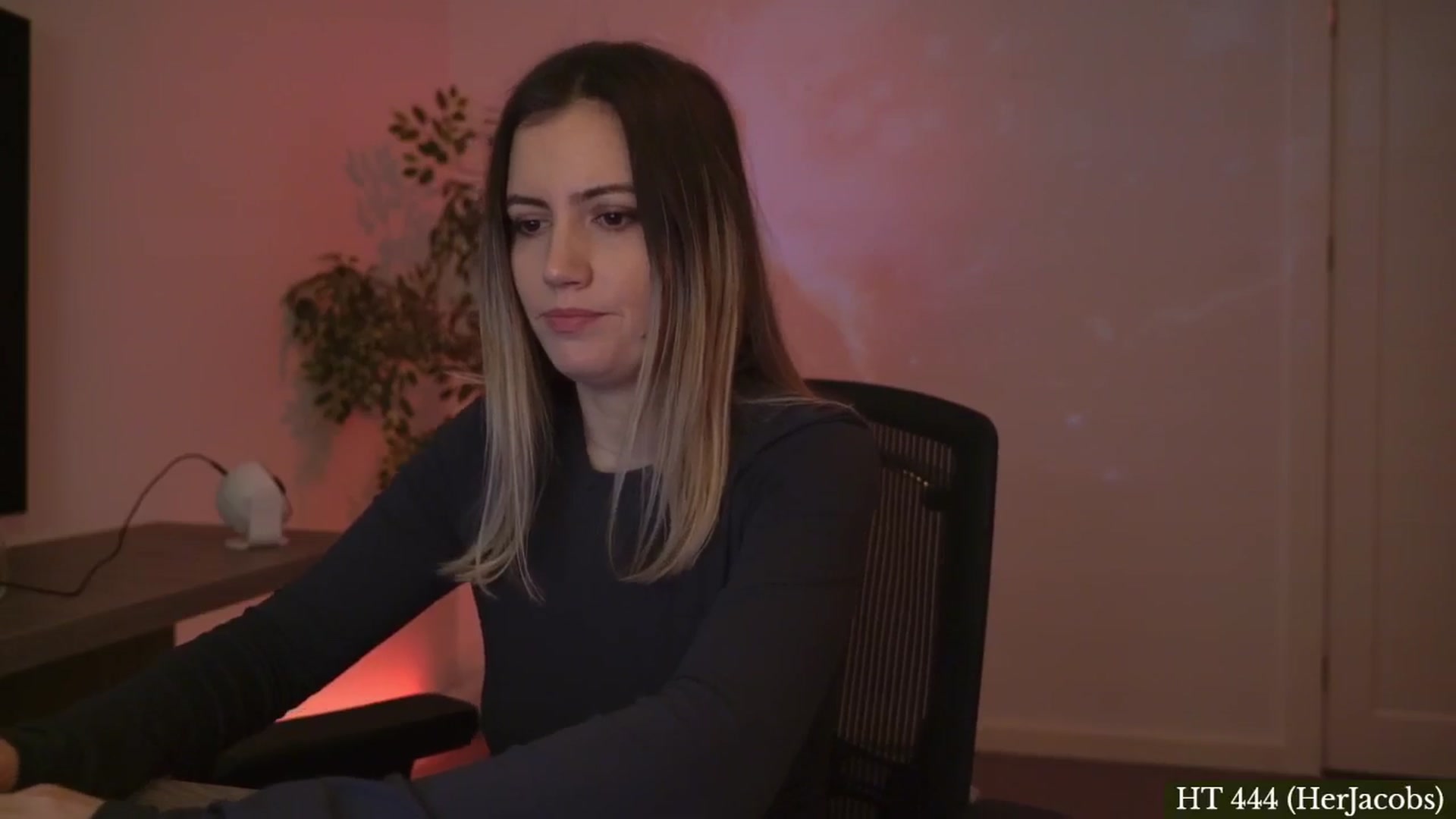 Gallery image thumbnail from happyendings_'s myfreecams stream on, 02/04/2025, 05:38 image 8 of 20