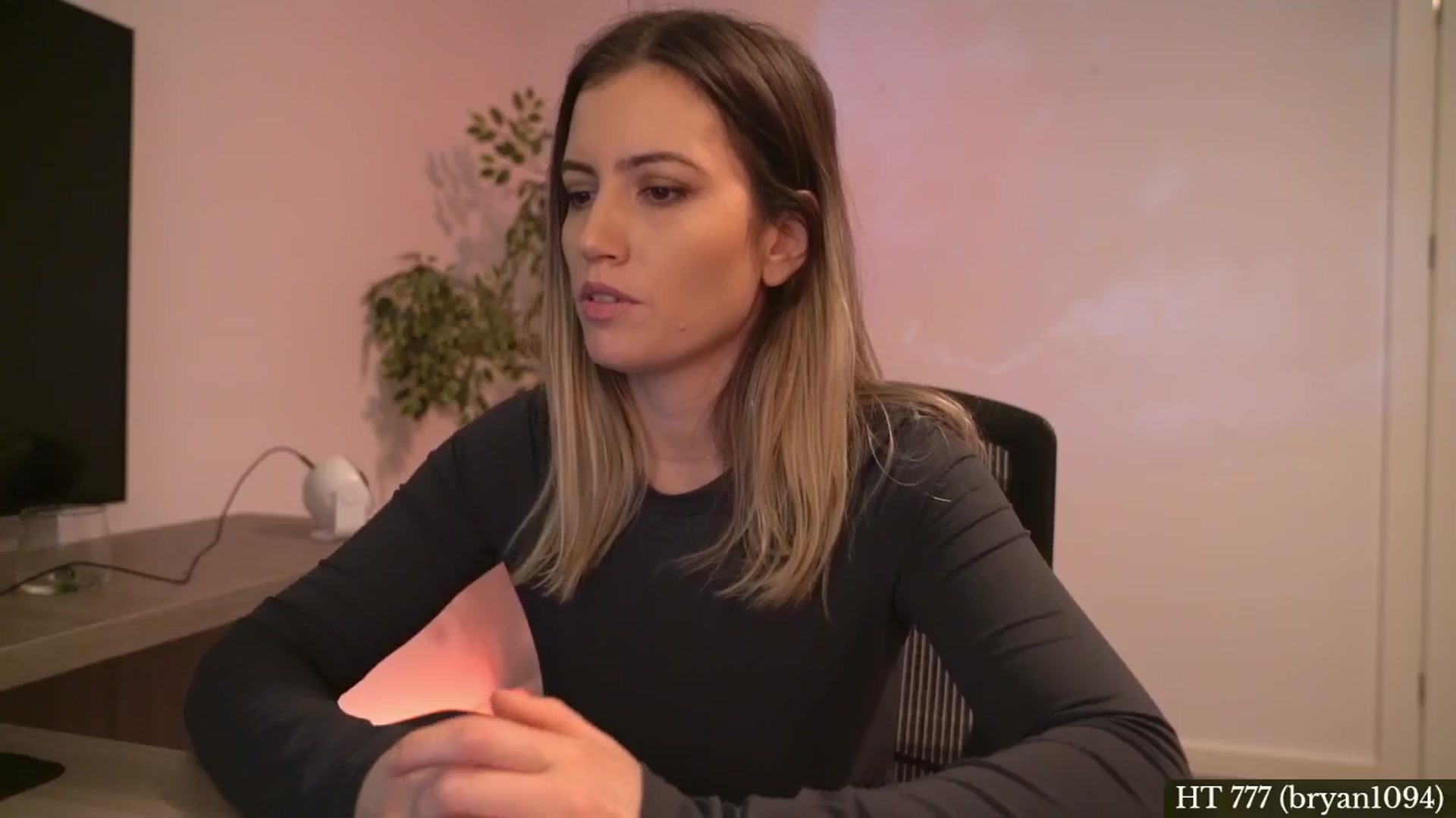 Gallery image thumbnail from happyendings_'s myfreecams stream on, 02/04/2025, 05:38 image 19 of 20