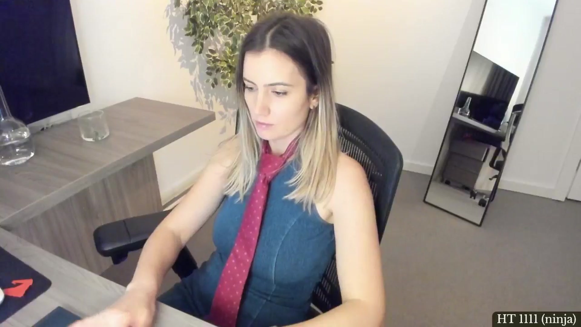 Gallery image thumbnail from happyendings_'s myfreecams stream on, 02/05/2025, 07:22 image 14 of 20