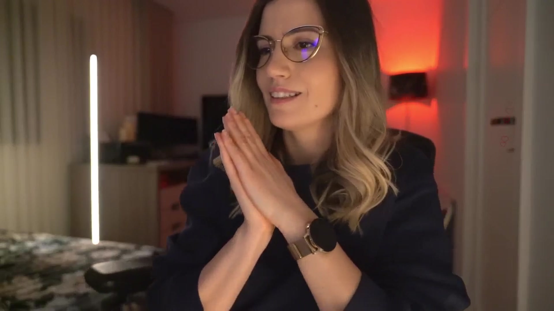 Gallery image thumbnail from happyendings_'s myfreecams stream on, 02/27/2025, 05:42 image 16 of 20