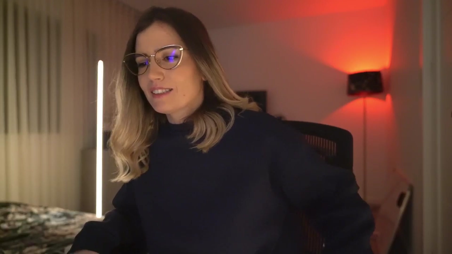 Gallery image thumbnail from happyendings_'s myfreecams stream on, 02/27/2025, 05:42 image 4 of 20