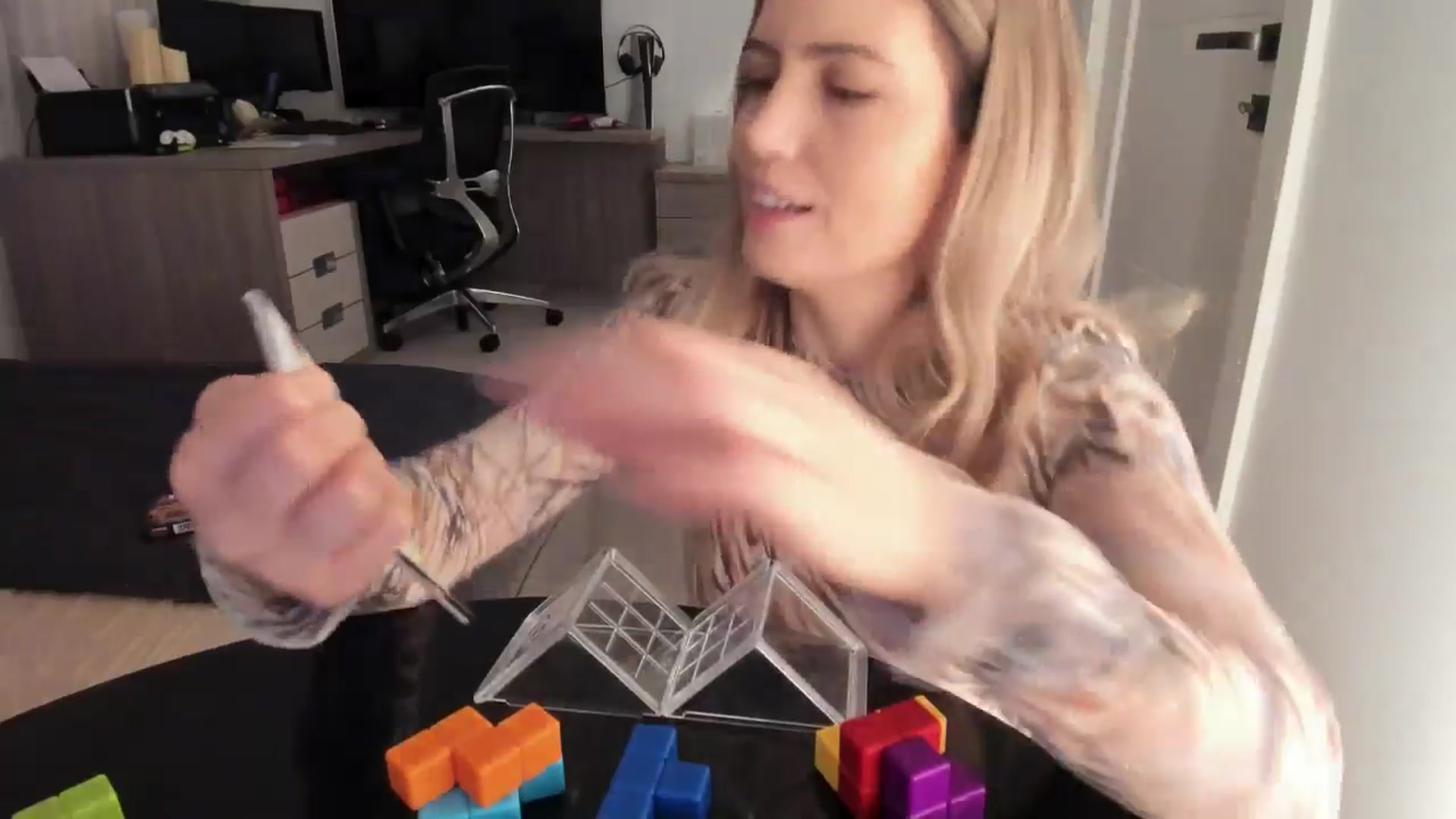 Gallery image thumbnail from happyendings_'s myfreecams stream on, 03/04/2025, 04:41 image 18 of 20