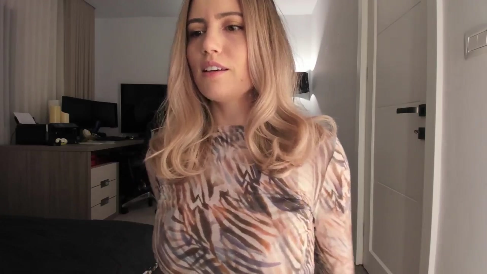 Gallery image thumbnail from happyendings_'s myfreecams stream on, 03/04/2025, 04:41 image 13 of 20