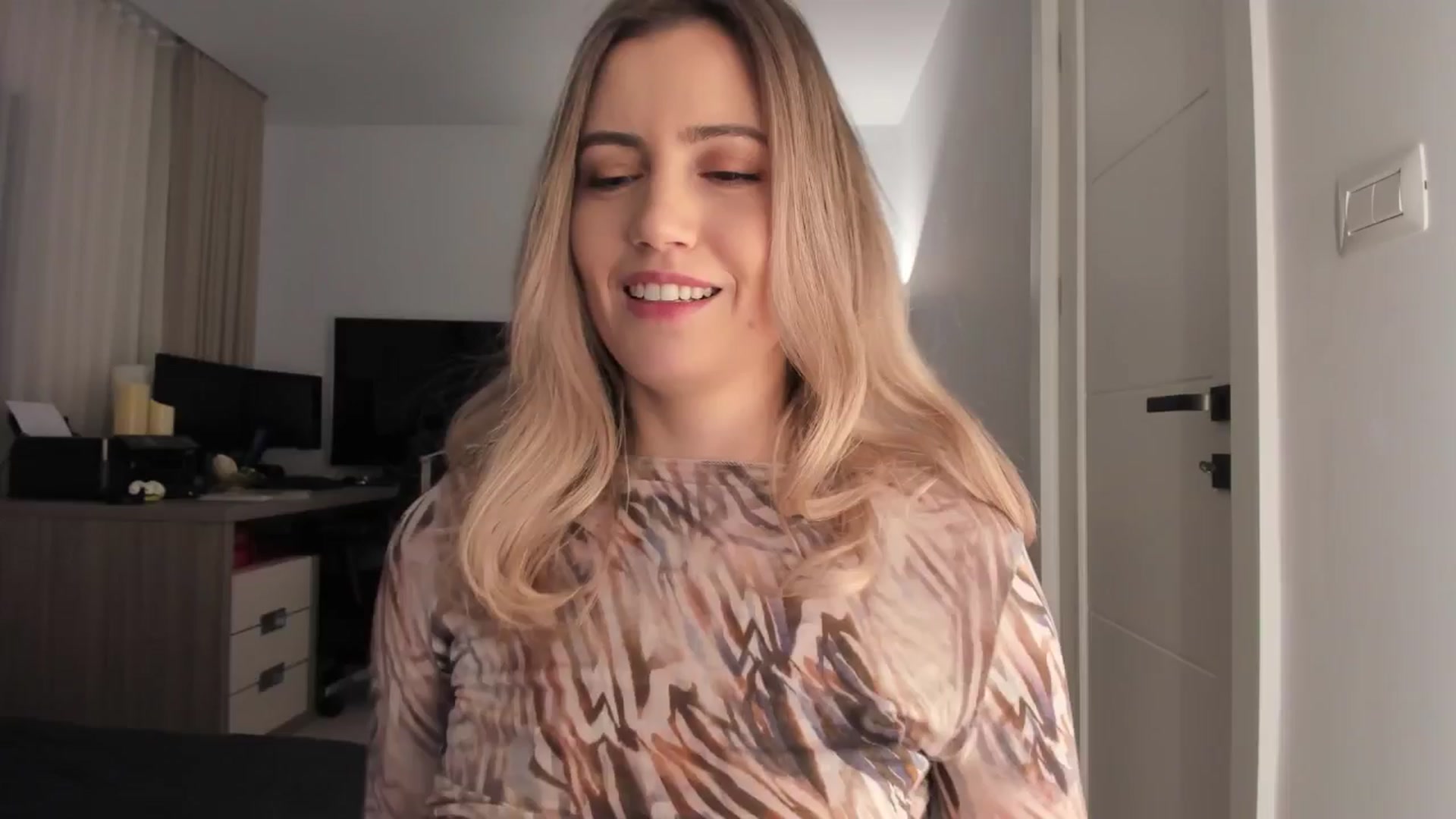 Gallery image thumbnail from happyendings_'s myfreecams stream on, 03/04/2025, 05:37 image 2 of 20