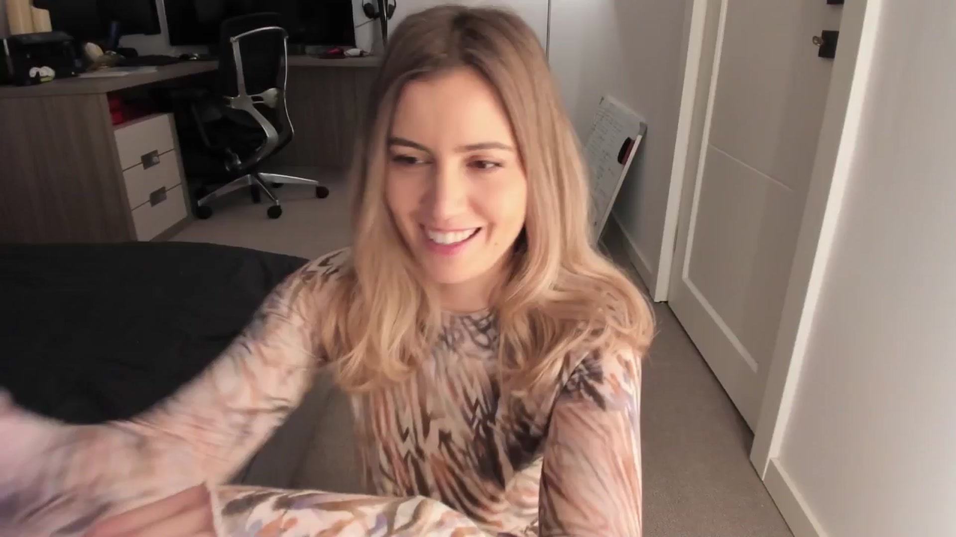 Gallery image thumbnail from happyendings_'s myfreecams stream on, 03/04/2025, 05:37 image 1 of 20