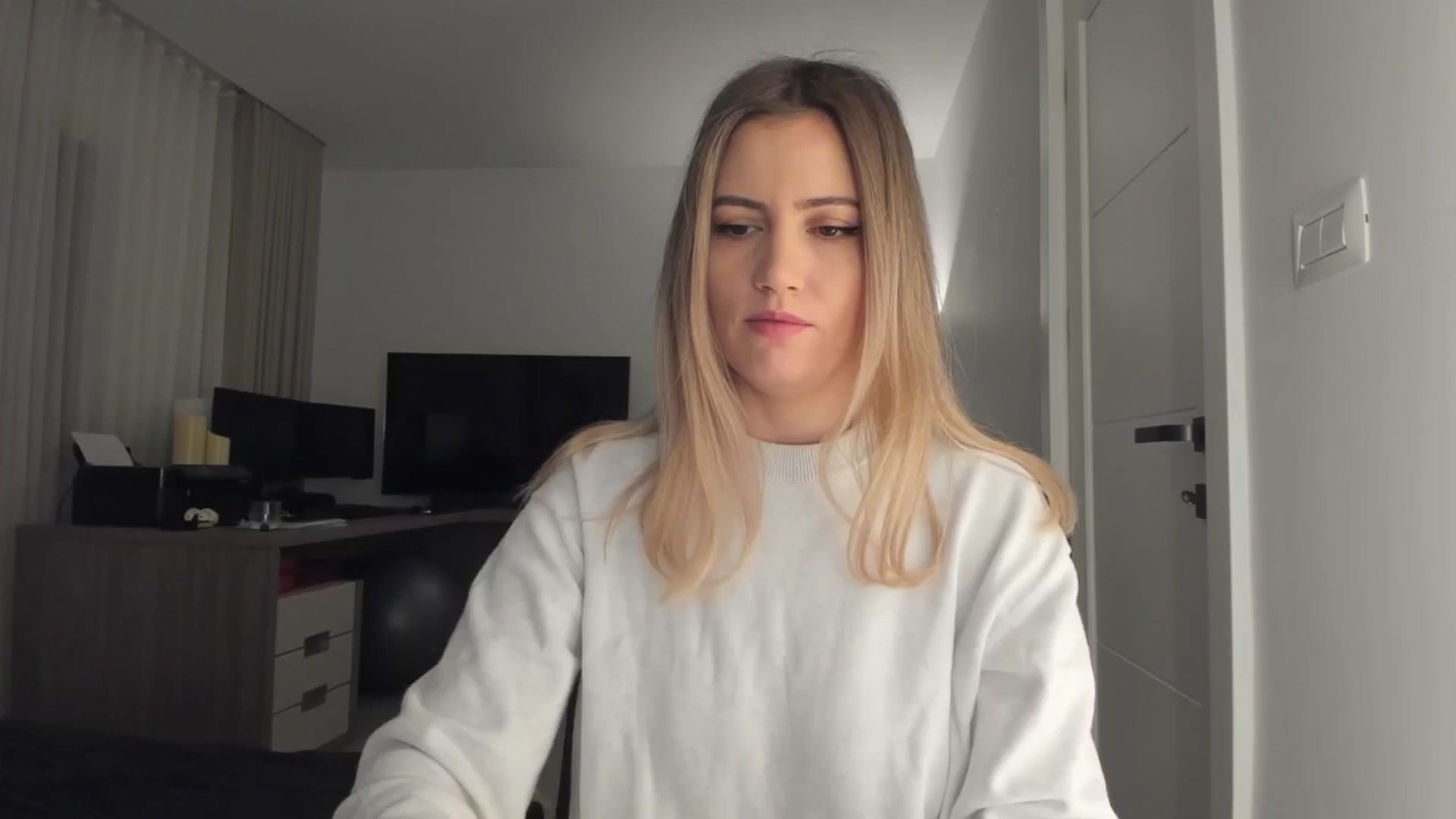Gallery image thumbnail from happyendings_'s myfreecams stream on, 03/05/2025, 04:28 image 11 of 20