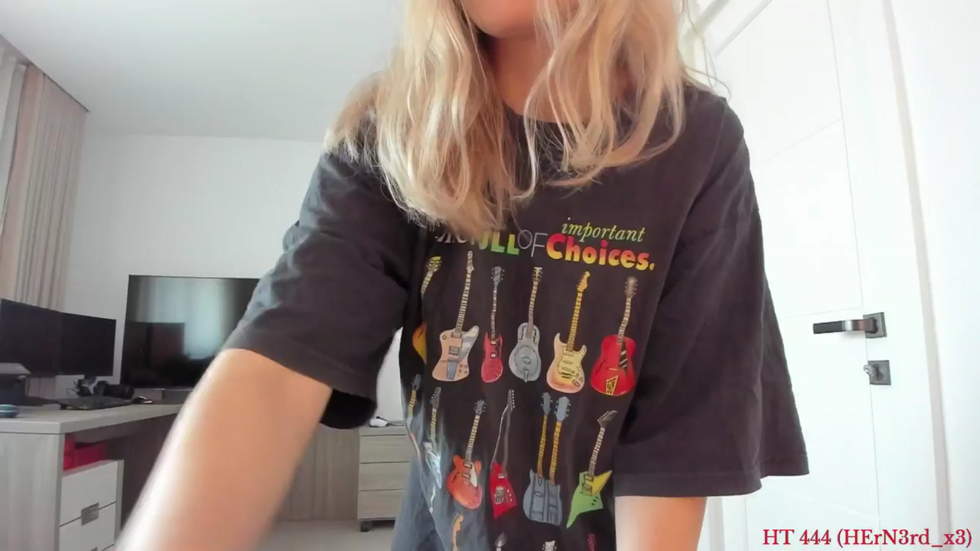 Gallery image thumbnail from happyendings_'s myfreecams stream on, 03/07/2025, 08:46 image 5 of 20