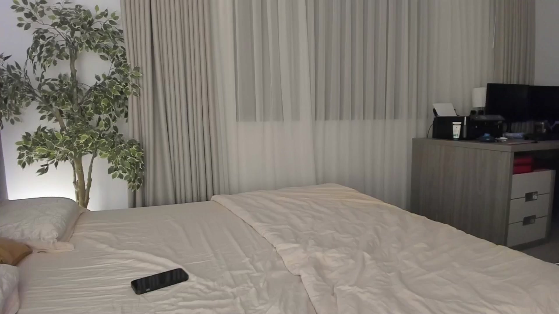 Gallery image thumbnail from happyendings_'s myfreecams stream on, 03/23/2025, 06:14 image 9 of 20
