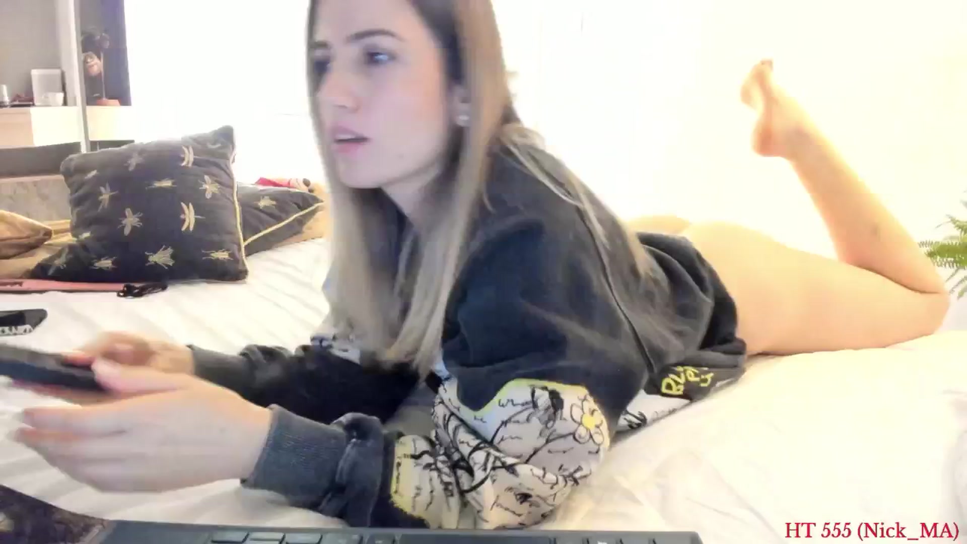 Gallery image thumbnail from happyendings_'s myfreecams stream on, 05/08/2025, 04:29 image 19 of 20