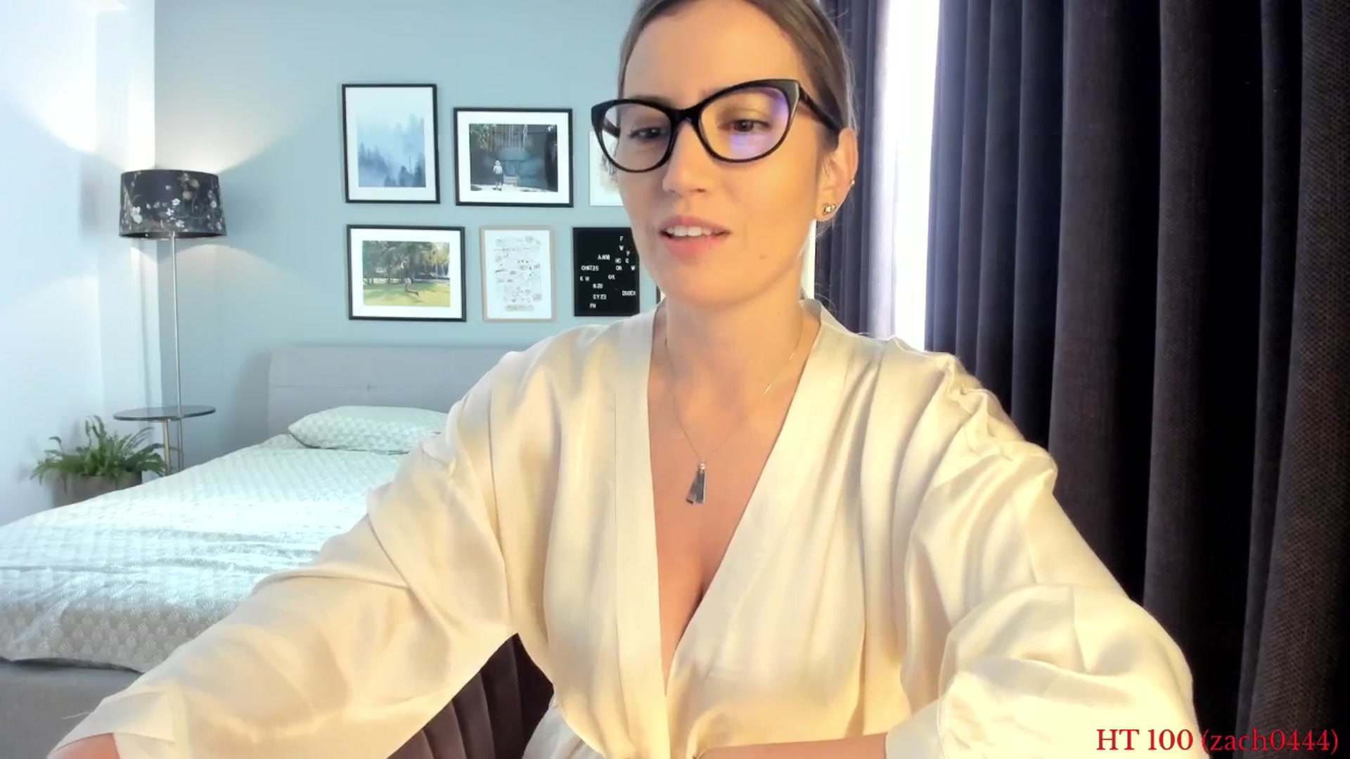 Gallery image thumbnail from happyendings_'s myfreecams stream on, 06/26/2025, 04:32 image 5 of 20