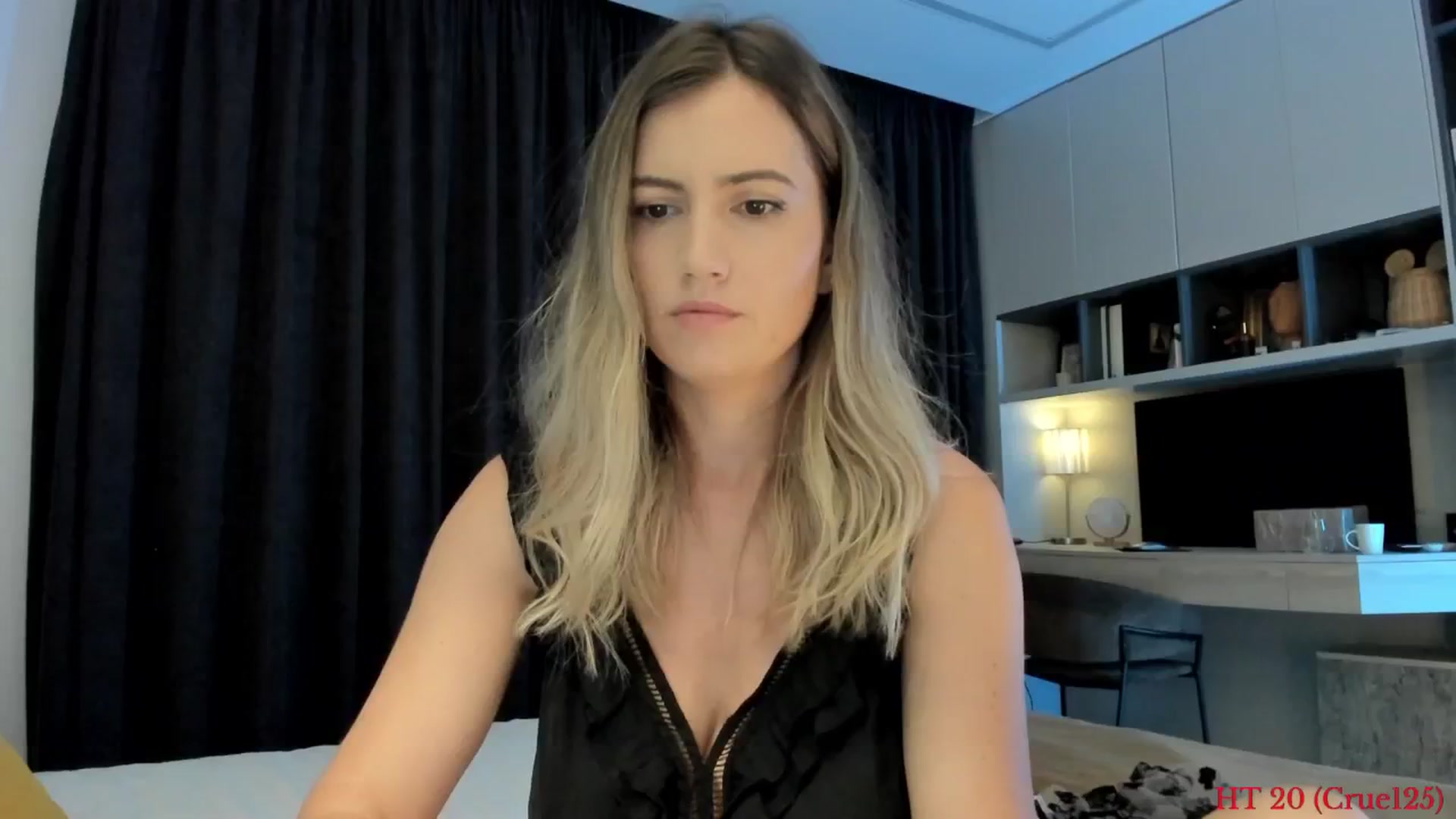 Gallery image thumbnail from happyendings_'s myfreecams stream on, 08/06/2025, 05:07 image 3 of 20