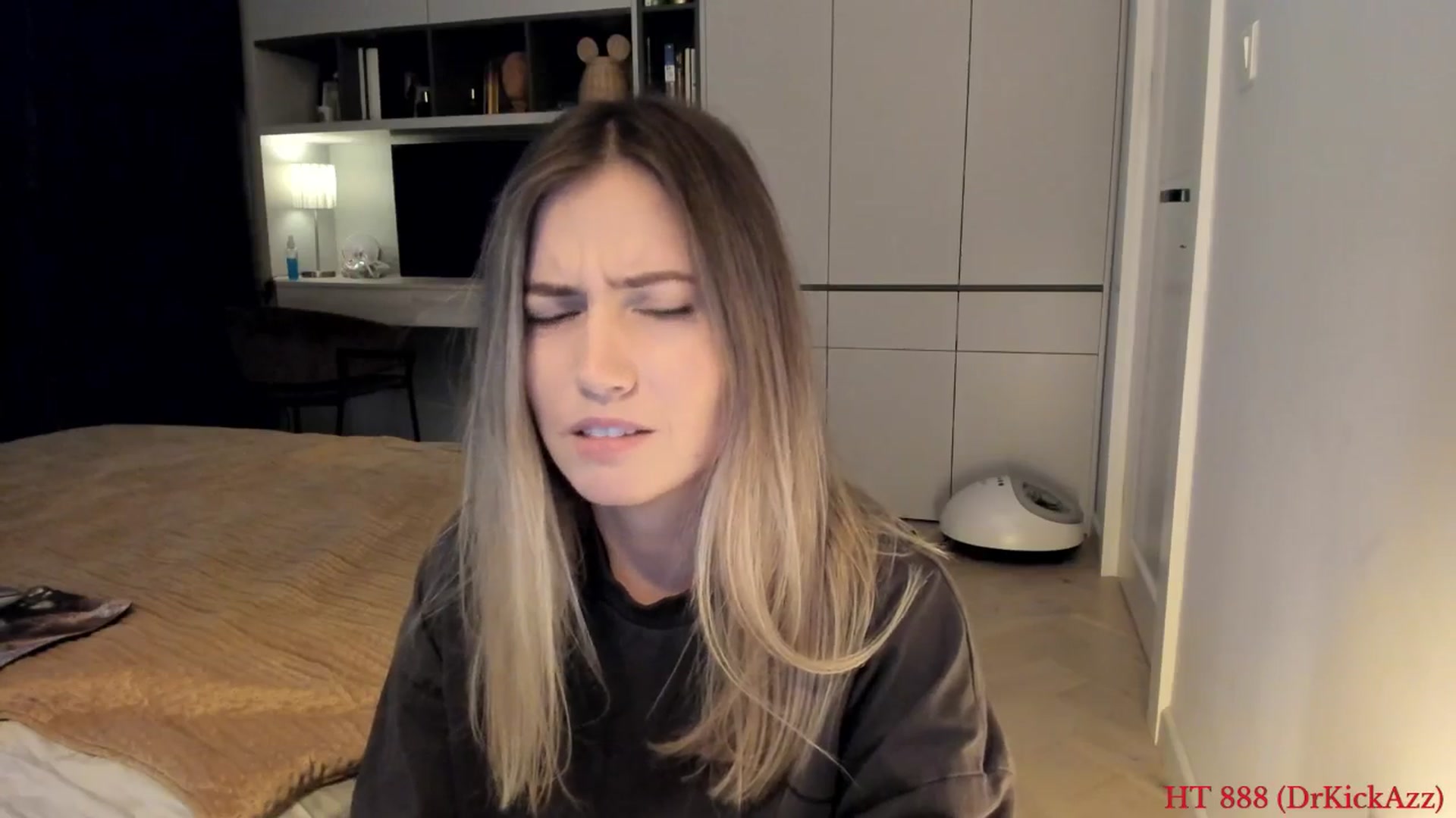 Gallery image thumbnail from happyendings_'s myfreecams stream on, 08/22/2025, 04:53 image 5 of 20