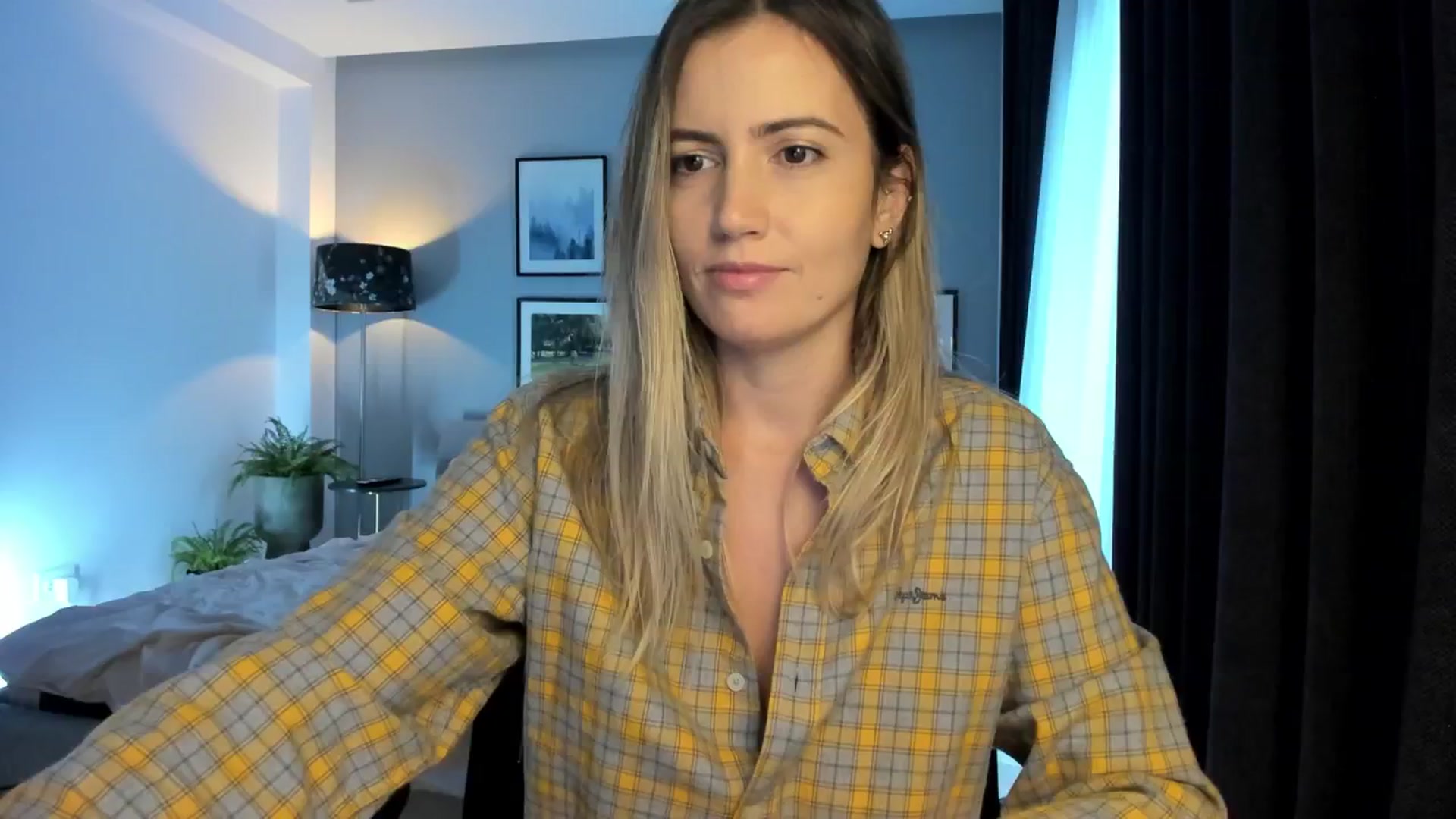 Gallery image thumbnail from happyendings_'s myfreecams stream on, 09/12/2025, 08:16 image 1 of 20