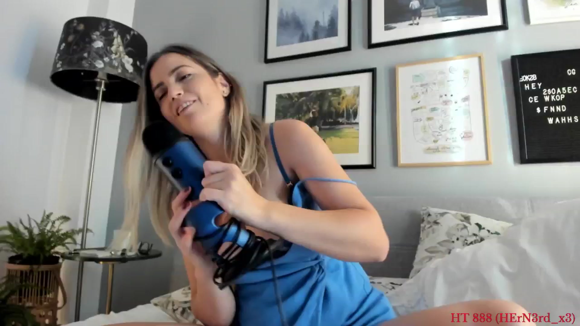 Gallery image thumbnail from happyendings_'s myfreecams stream on, 09/20/2025, 05:03 image 19 of 20