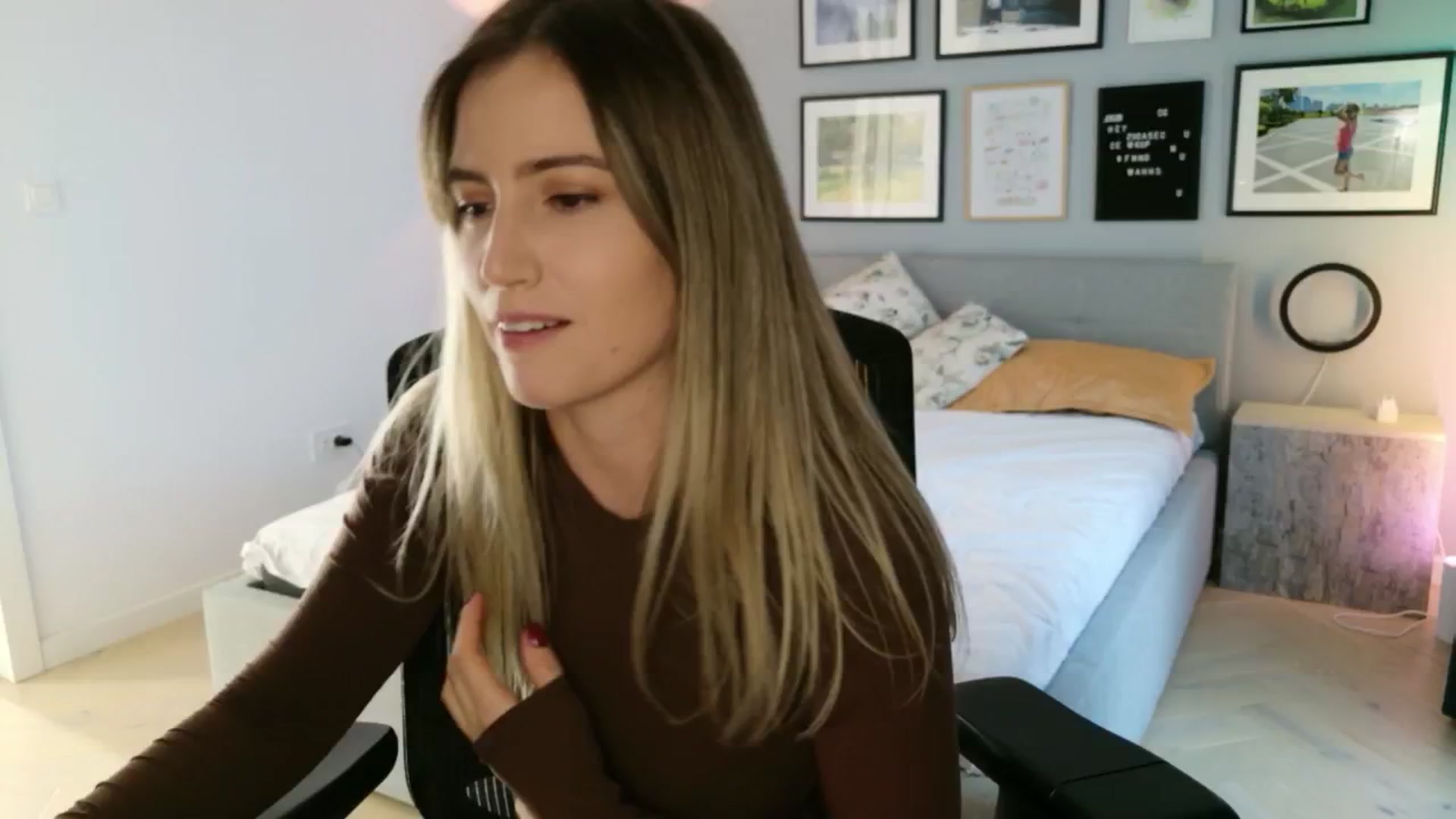 Gallery image thumbnail from happyendings_'s myfreecams stream on, 09/23/2025, 13:42 image 2 of 20