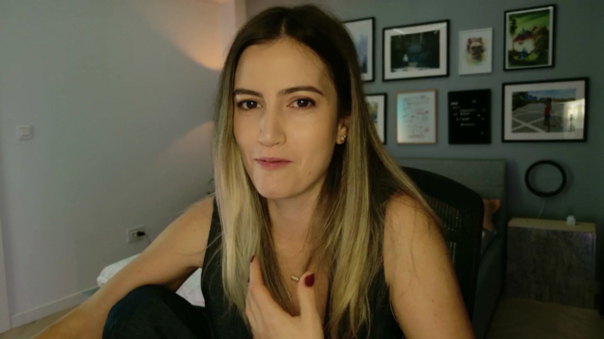 Gallery image thumbnail from happyendings_'s myfreecams stream on, 09/24/2025, 03:20 image 4 of 20