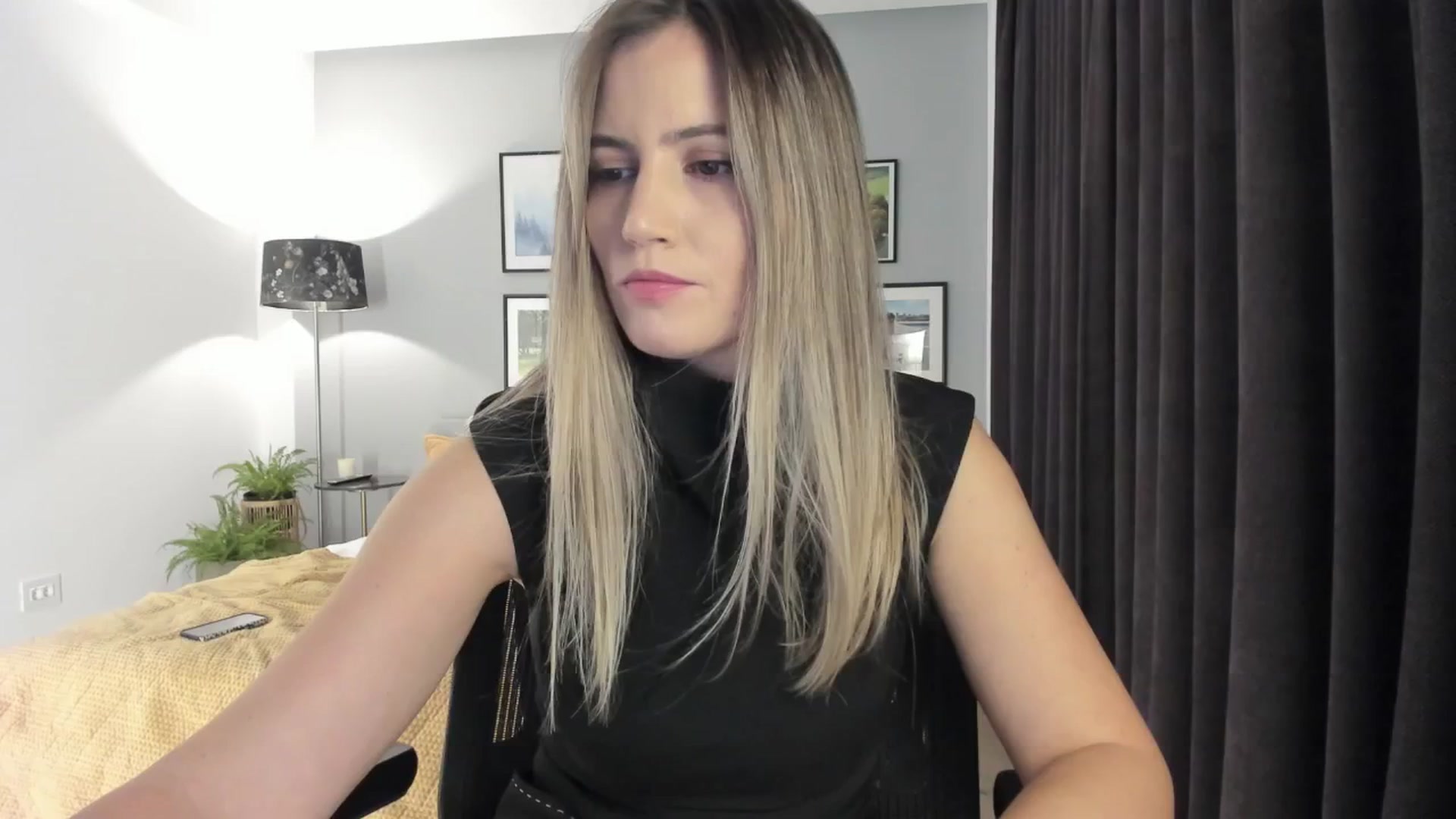 Gallery image thumbnail from happyendings_'s myfreecams stream on, 09/28/2025, 19:13 image 8 of 20