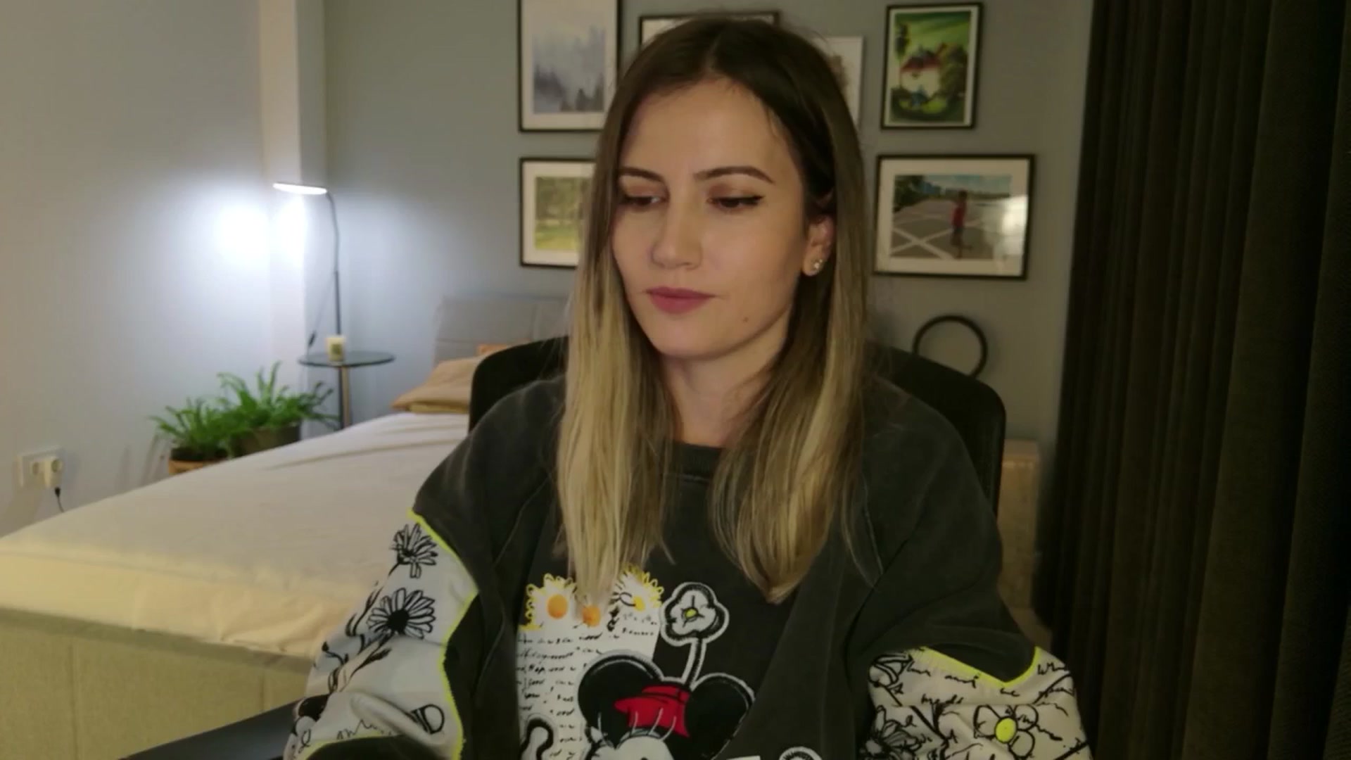 Gallery image thumbnail from happyendings_'s myfreecams stream on, 10/19/2025, 24:07 image 1 of 20
