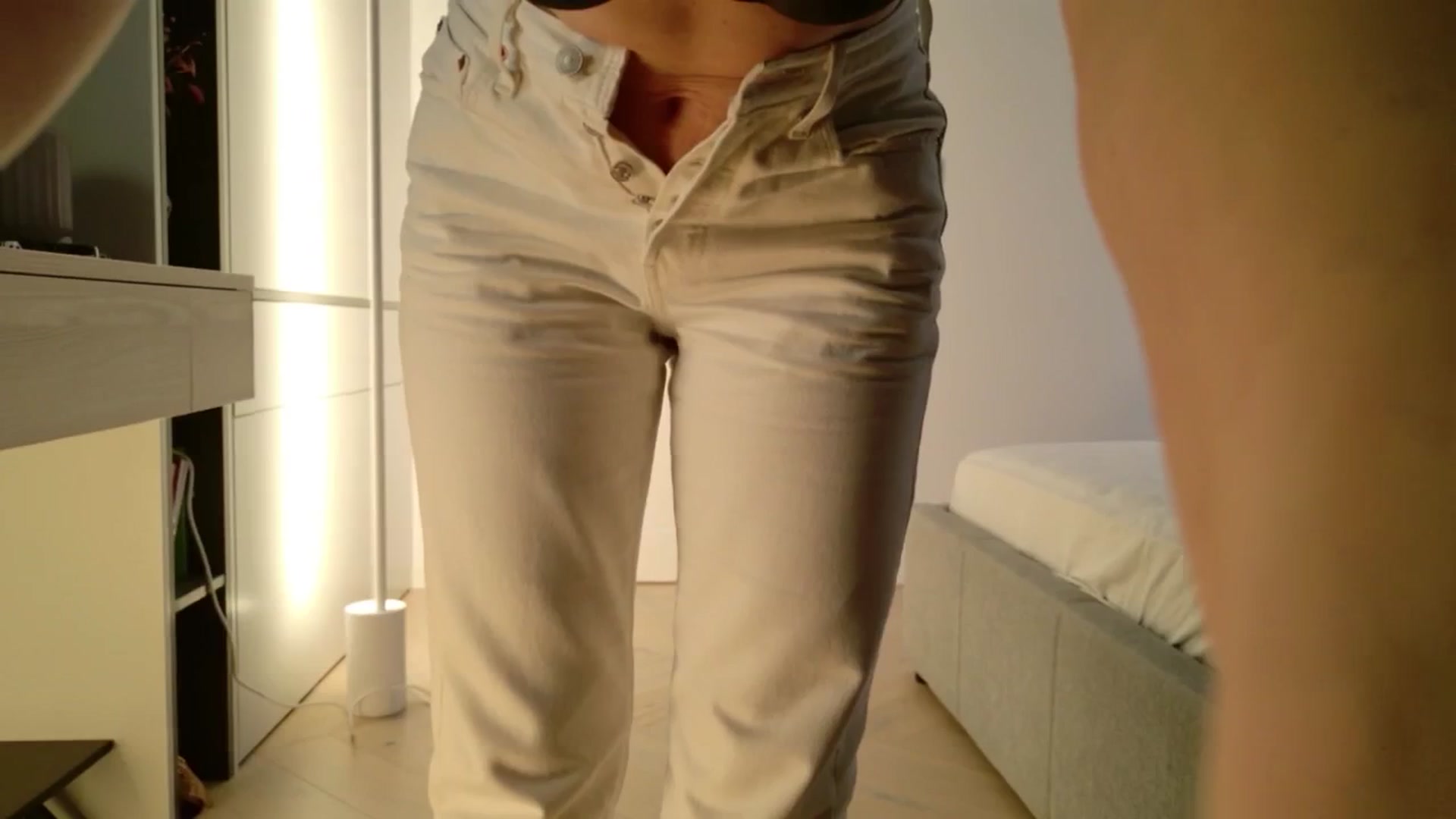 Gallery image thumbnail from happyendings_'s myfreecams stream on, 10/19/2025, 24:07 image 9 of 20