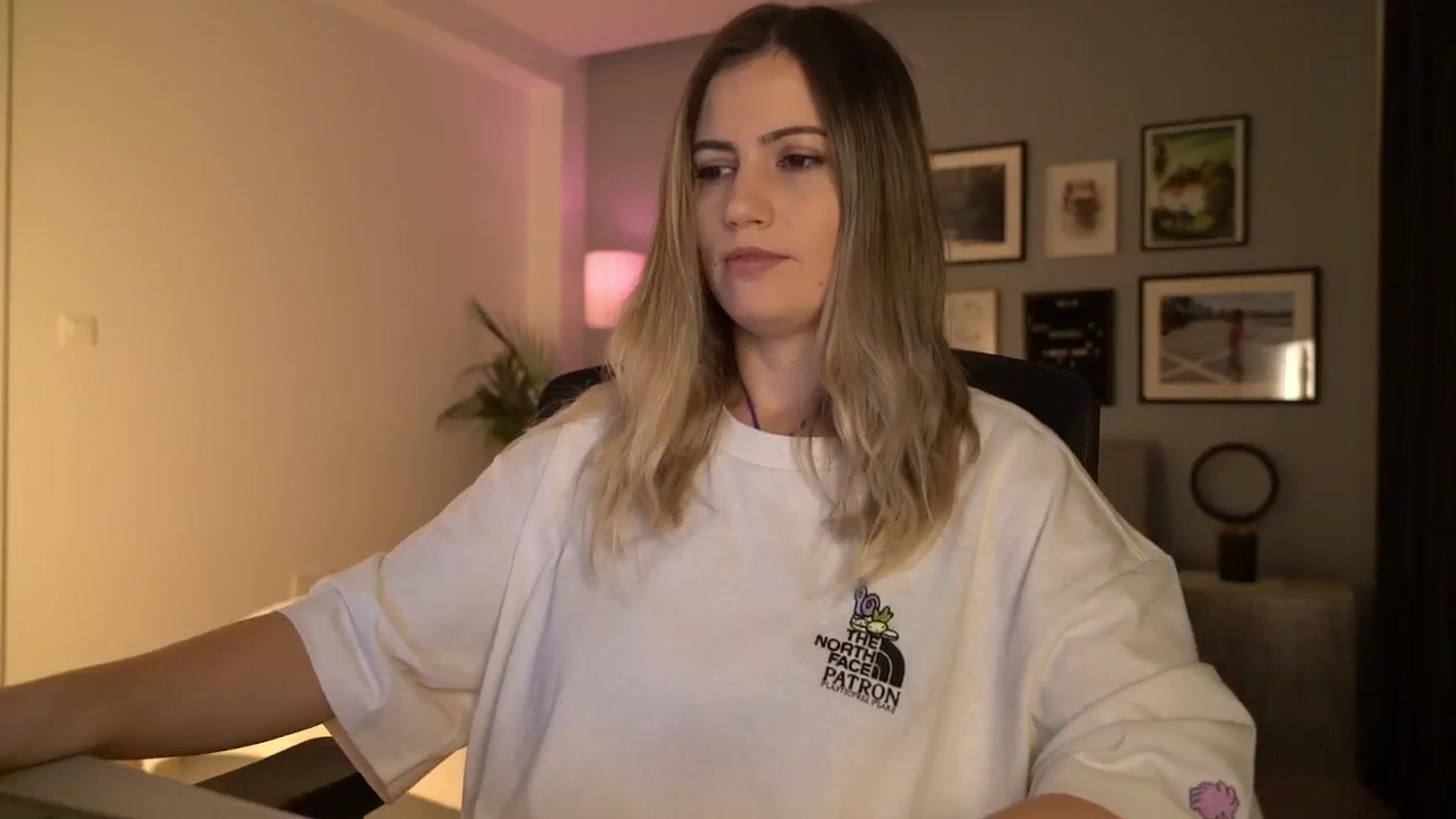 Gallery image thumbnail from happyendings_'s myfreecams stream on, 11/16/2025, 05:16 image 13 of 20