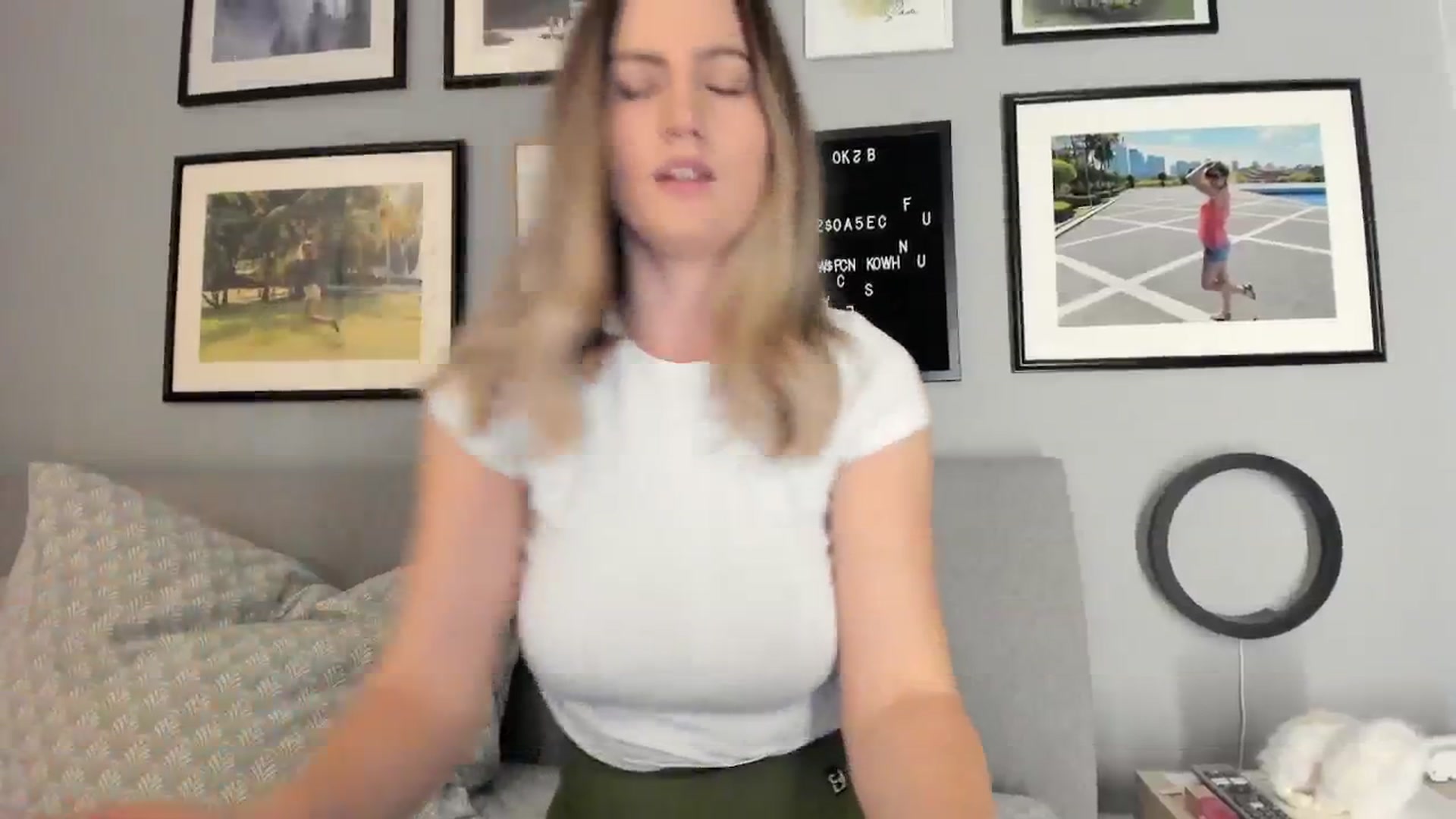 Gallery image thumbnail from happyendings_'s myfreecams stream on, 11/20/2025, 05:25 image 15 of 20