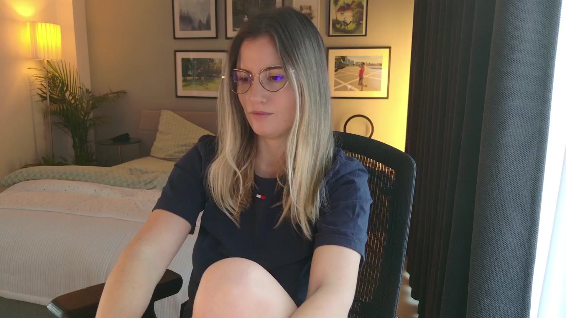 Gallery image thumbnail from happyendings_'s myfreecams stream on, 11/21/2025, 10:15 image 9 of 20
