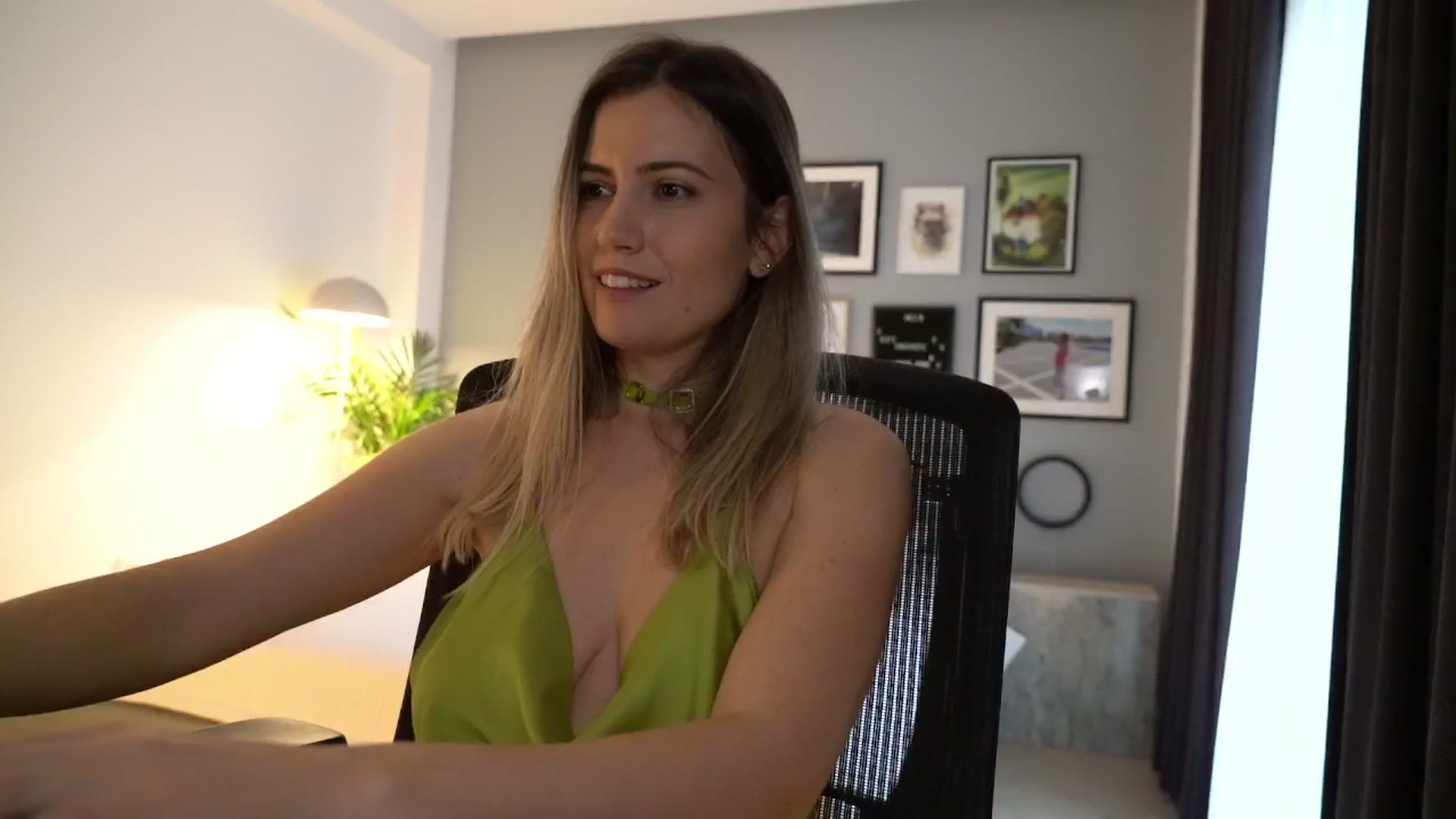 Gallery image thumbnail from happyendings_'s myfreecams stream on, 12/03/2025, 08:21 image 11 of 20