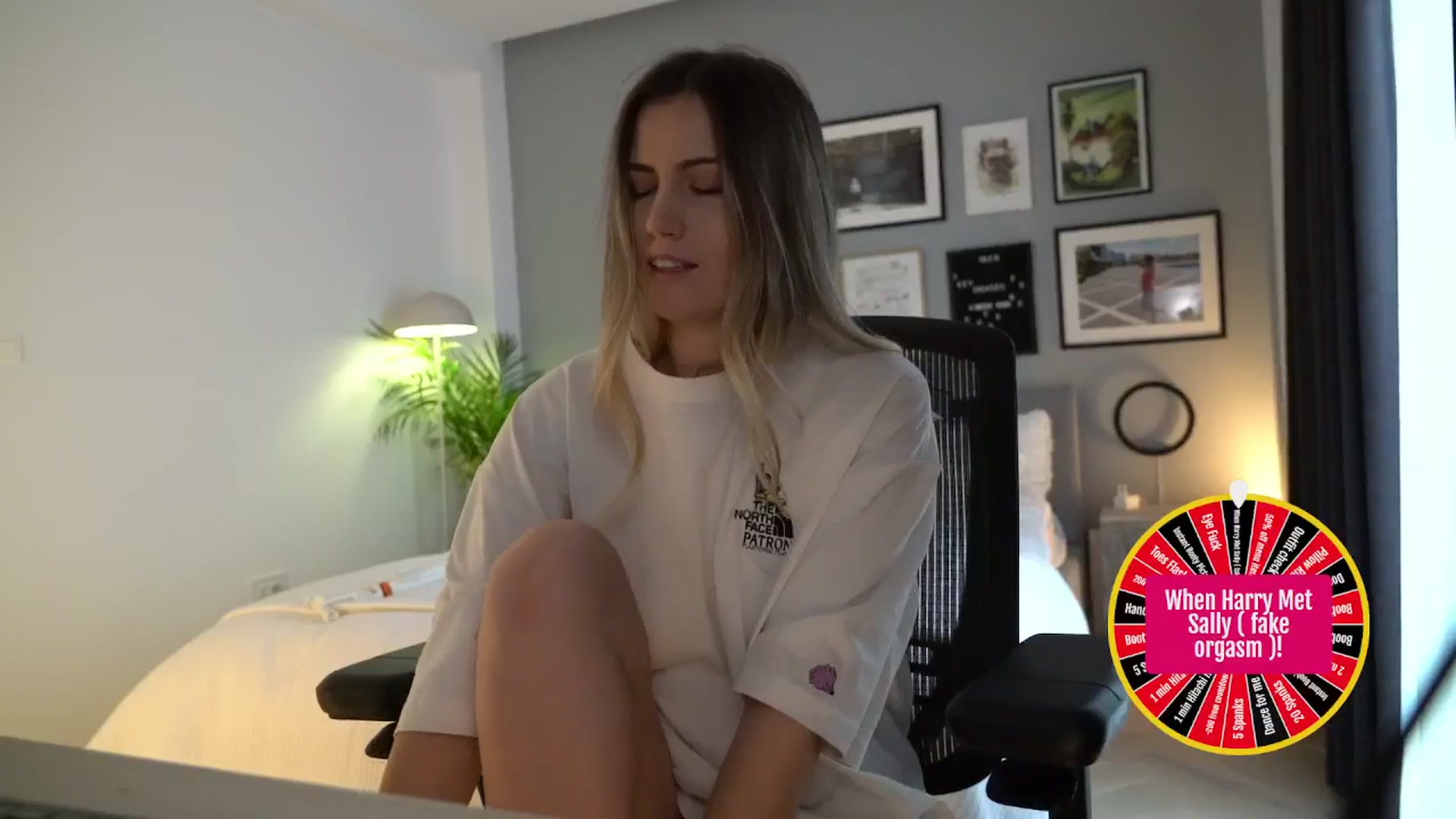 Gallery image thumbnail from happyendings_'s myfreecams stream on, 12/04/2025, 11:18 image 8 of 20