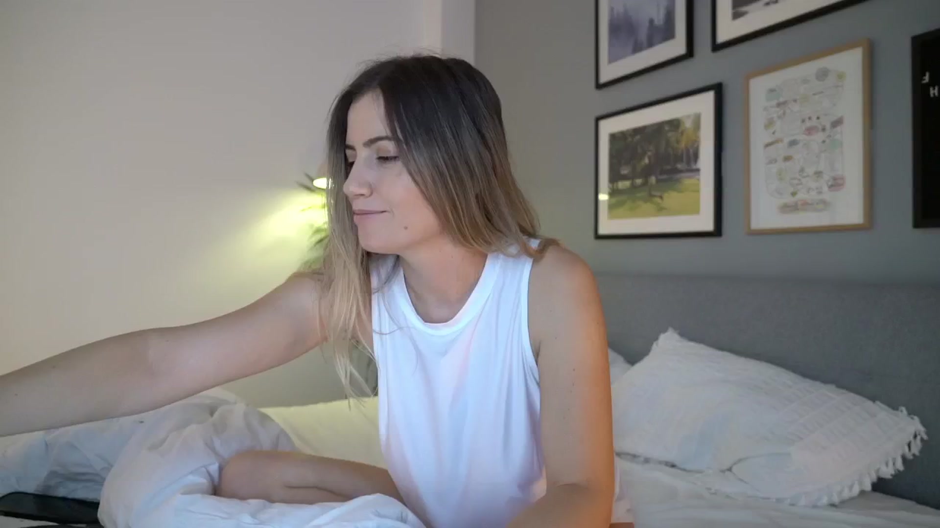 Gallery image thumbnail from happyendings_'s myfreecams stream on, 12/05/2025, 07:44 image 9 of 20