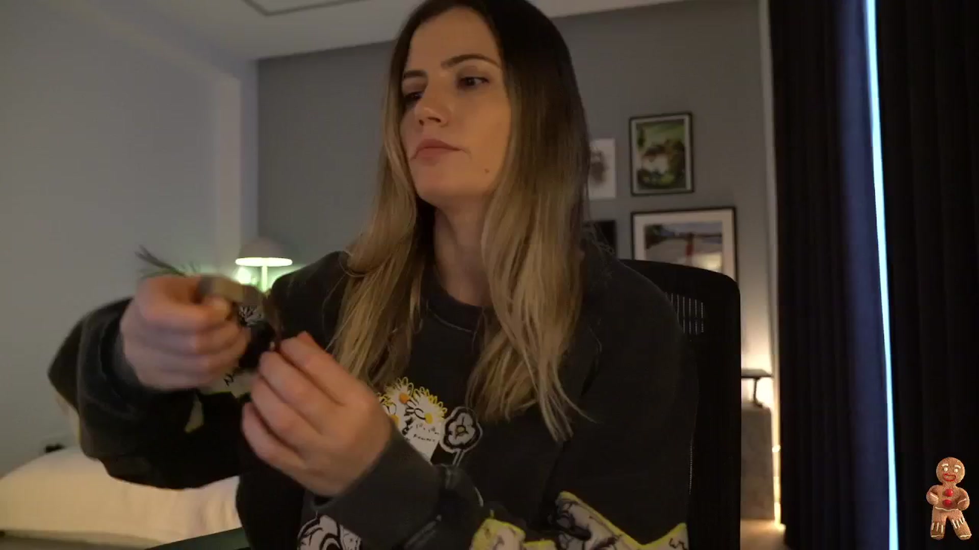 Gallery image thumbnail from happyendings_'s myfreecams stream on, 12/12/2025, 07:27 image 14 of 20
